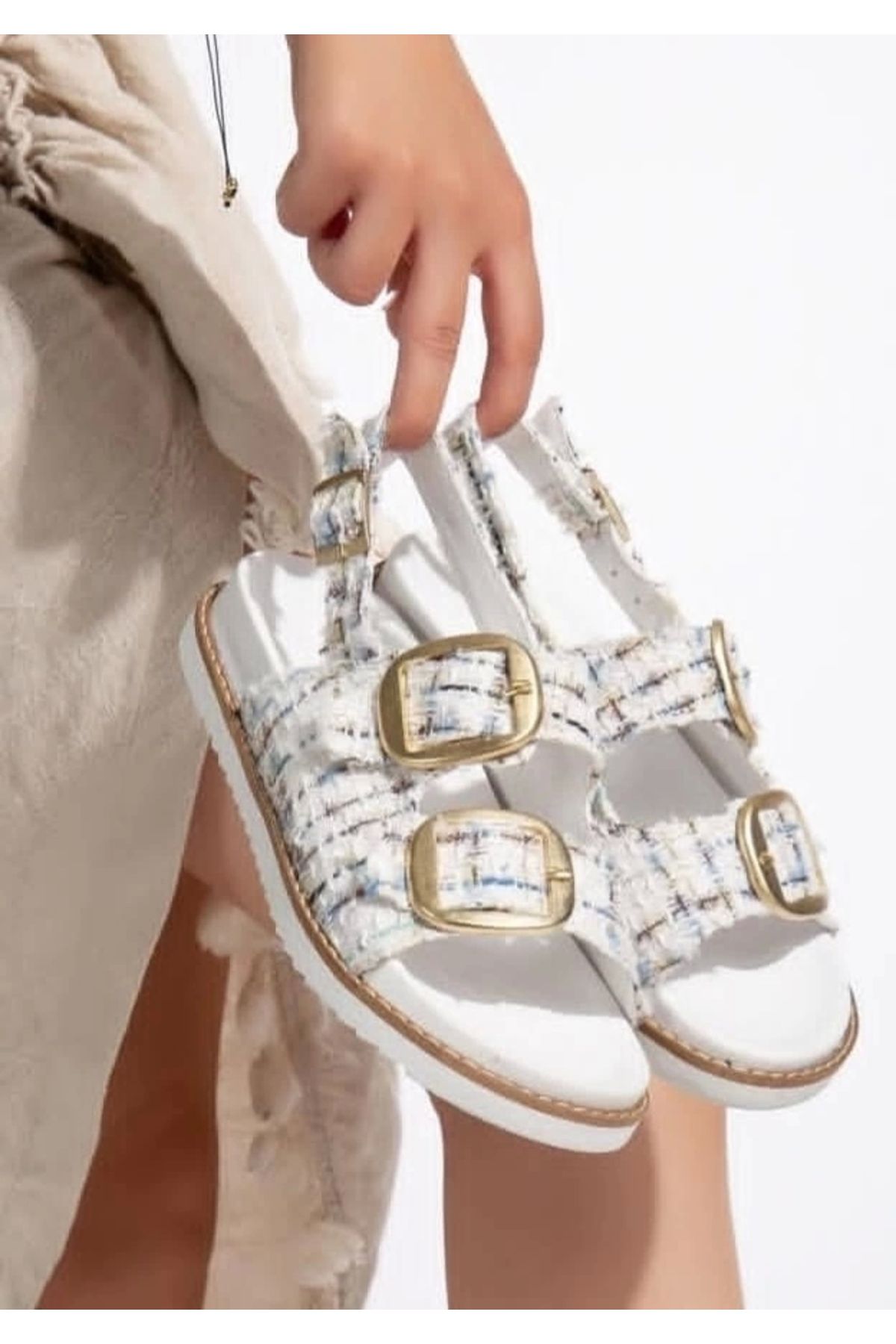 ufukmoda Olira Beyaz Simli Kemerli Sandalet