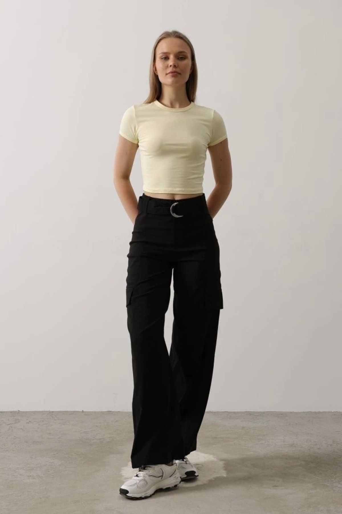 Butik Kemerli Cargo Pantolon - Siyah
