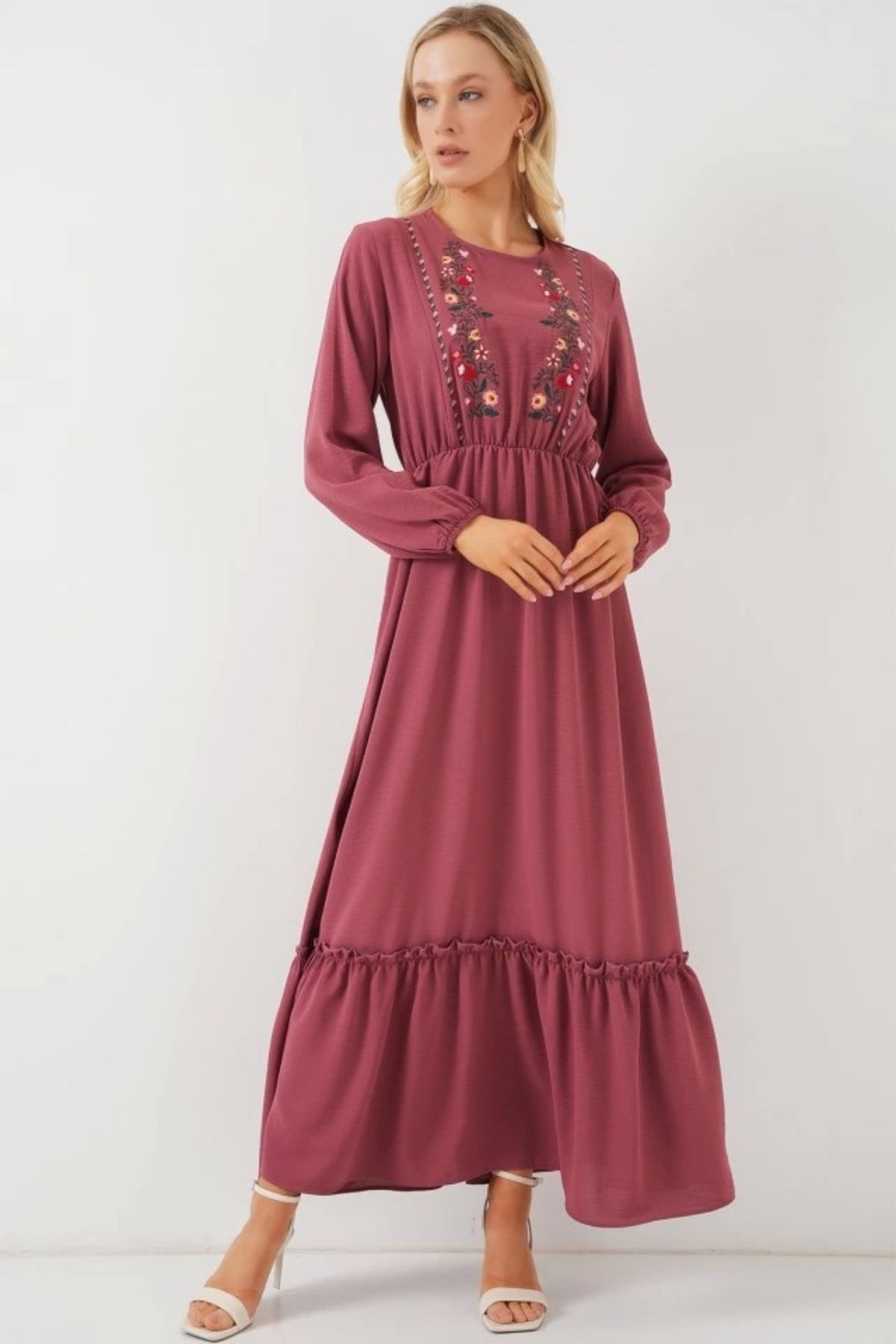 Butik Nakışlı Uzun Tesettür Elbise 2550 - Gül Kurusu