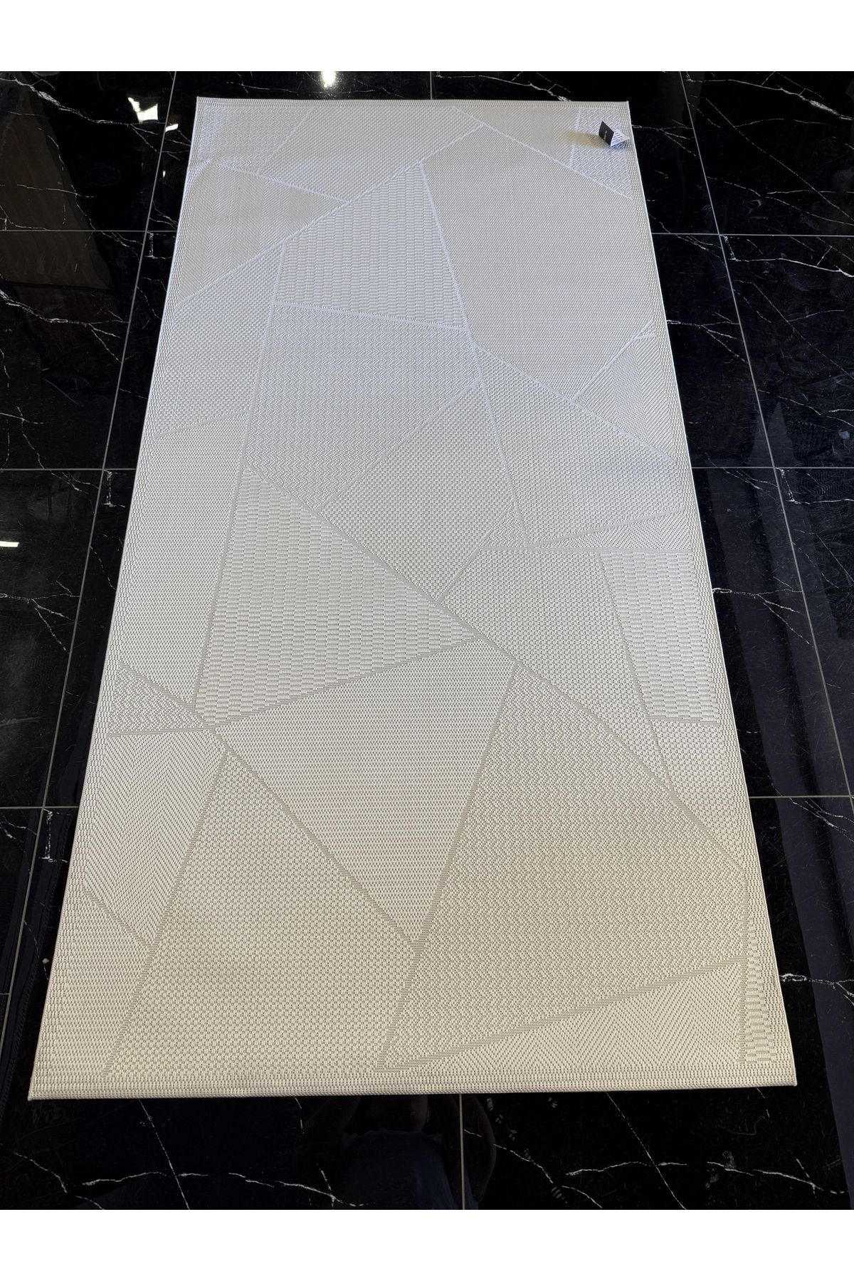 Eko Halı Eko Mono MNO LUX 01 Vizon Hav Toz Vermez Kaymaz Tabanlı Şık Kilim