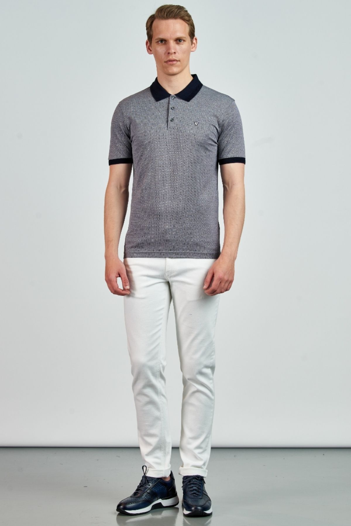 Giovane Gentile T-Shirt