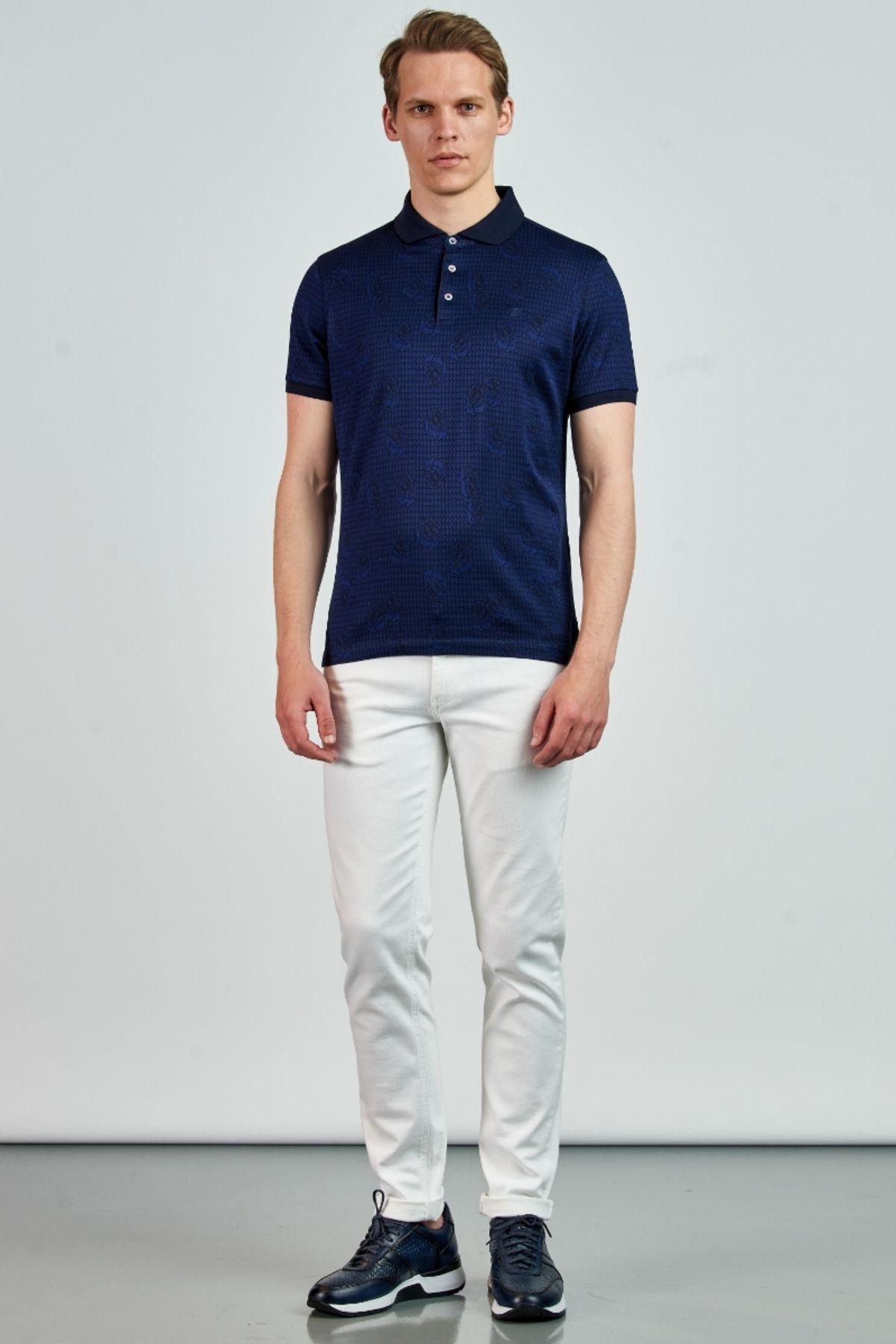 Giovane Gentile T-Shirt