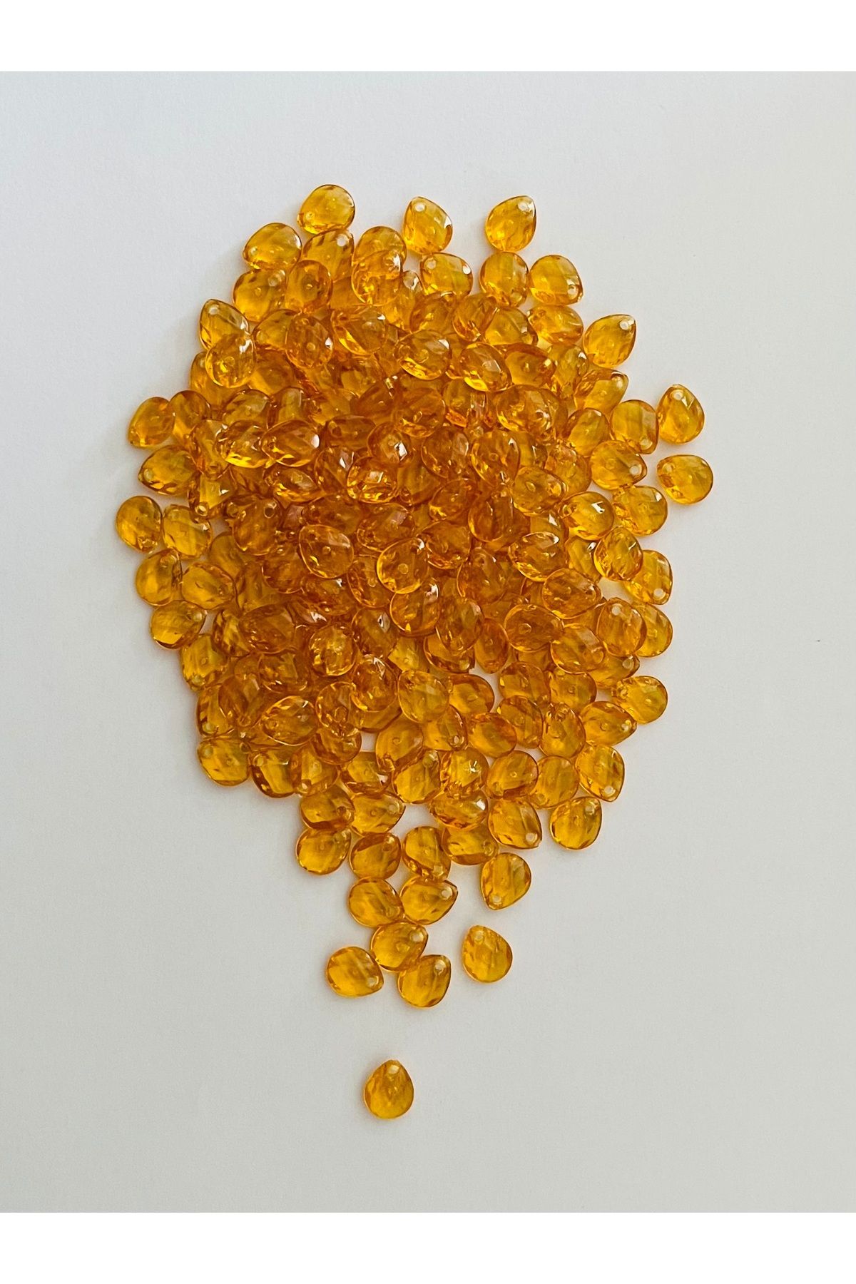 Öztürk Oya, Abiye, Havlu, Takı, Örgü El İşleme Plastik Gözyaşı Damla Boncuk. 25gr. Tahmini 195 Adet. Gold.