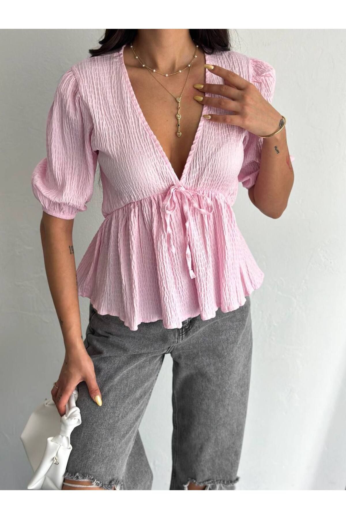 YAKAMOZ34BUTİK V YAKA MUSLİN BLUZ PEMBE