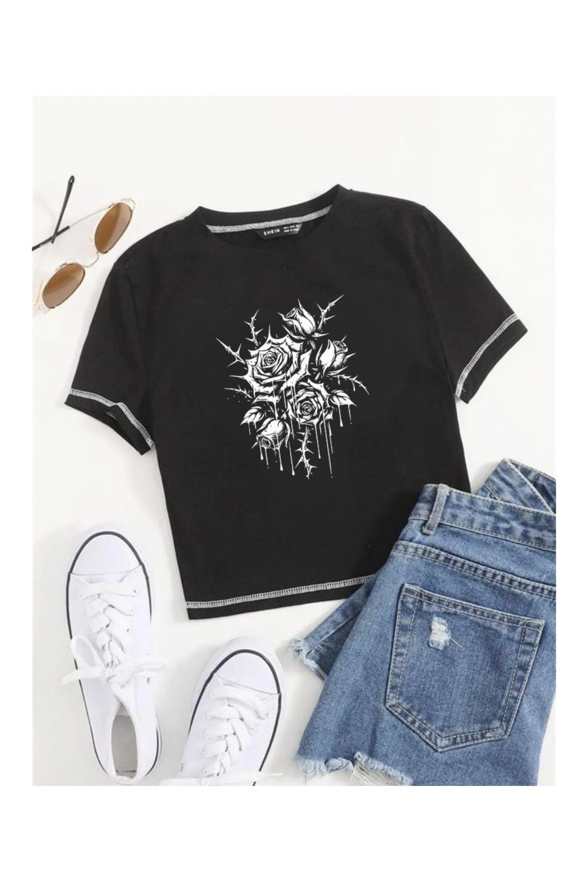 Touz Moda Rose Baskılı Ters Dikiş Siyah Crop
