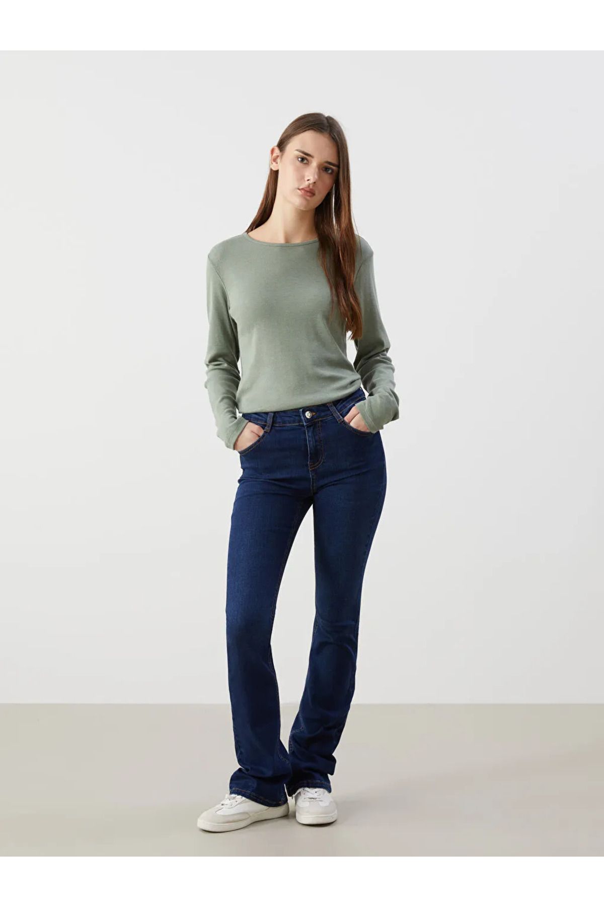 LC Waikiki LCW ECO Indigo Straight Fit Kadın Jean Pantolon