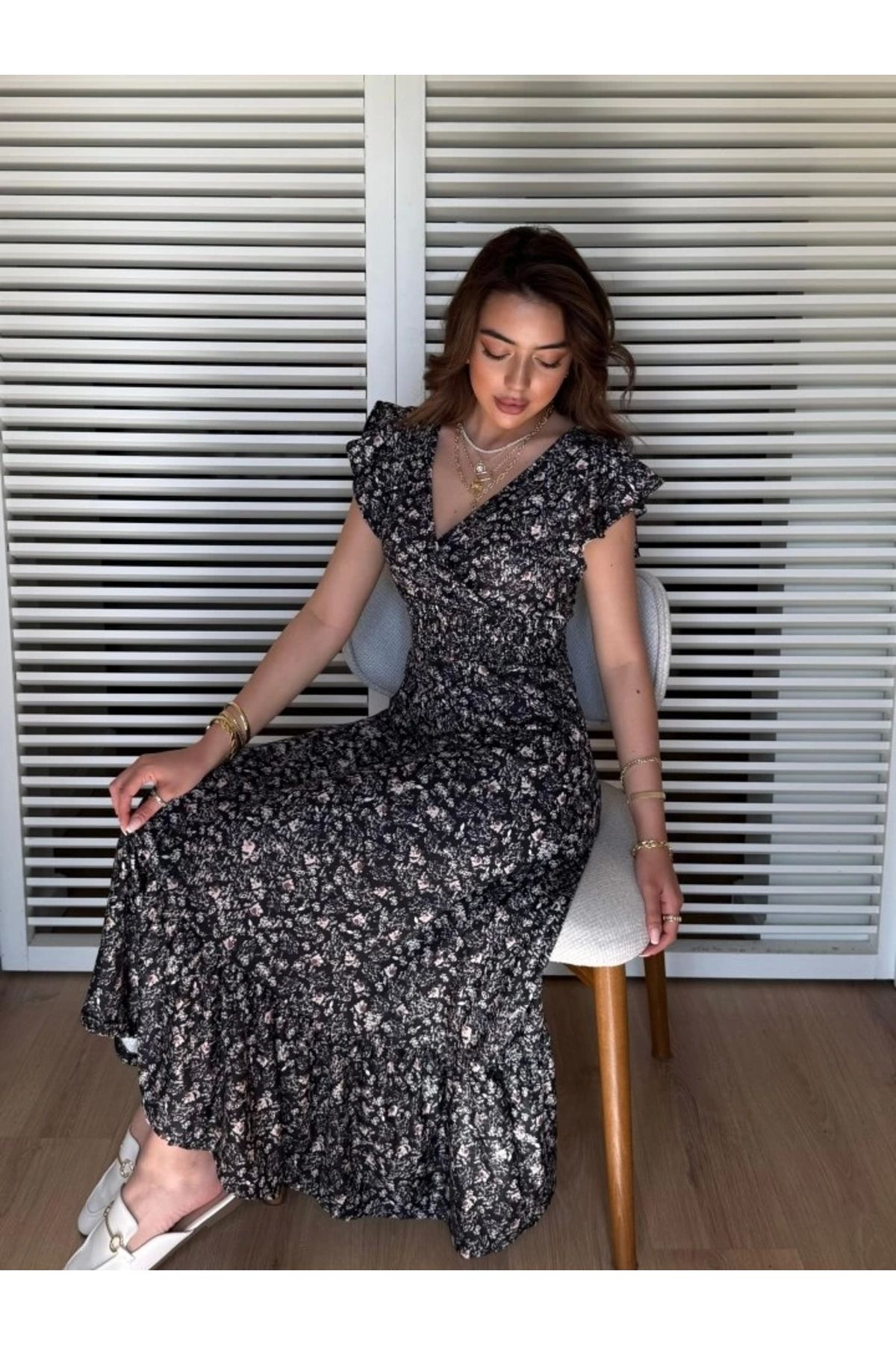 Butik Kadın Kısa Kollu Kruvaze Yaka Beli Lastikli çiçek Desenli Elbise