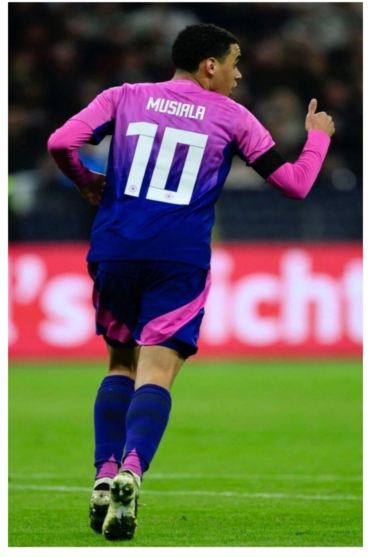 kombinezyum 2024/25 Yeni Sezon Almanya #10 JAMAL MUSİALA Deplasman Forması Pembe