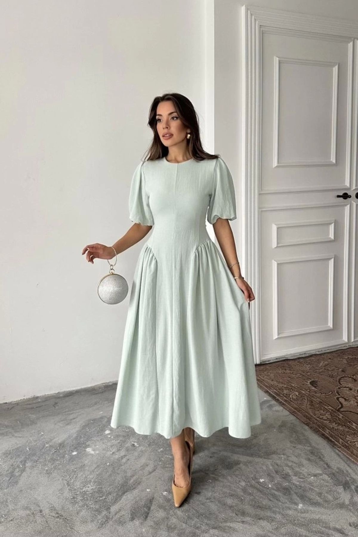 Butik Mint Arkadan Bağlamalı Büzgülü Keten Elbise