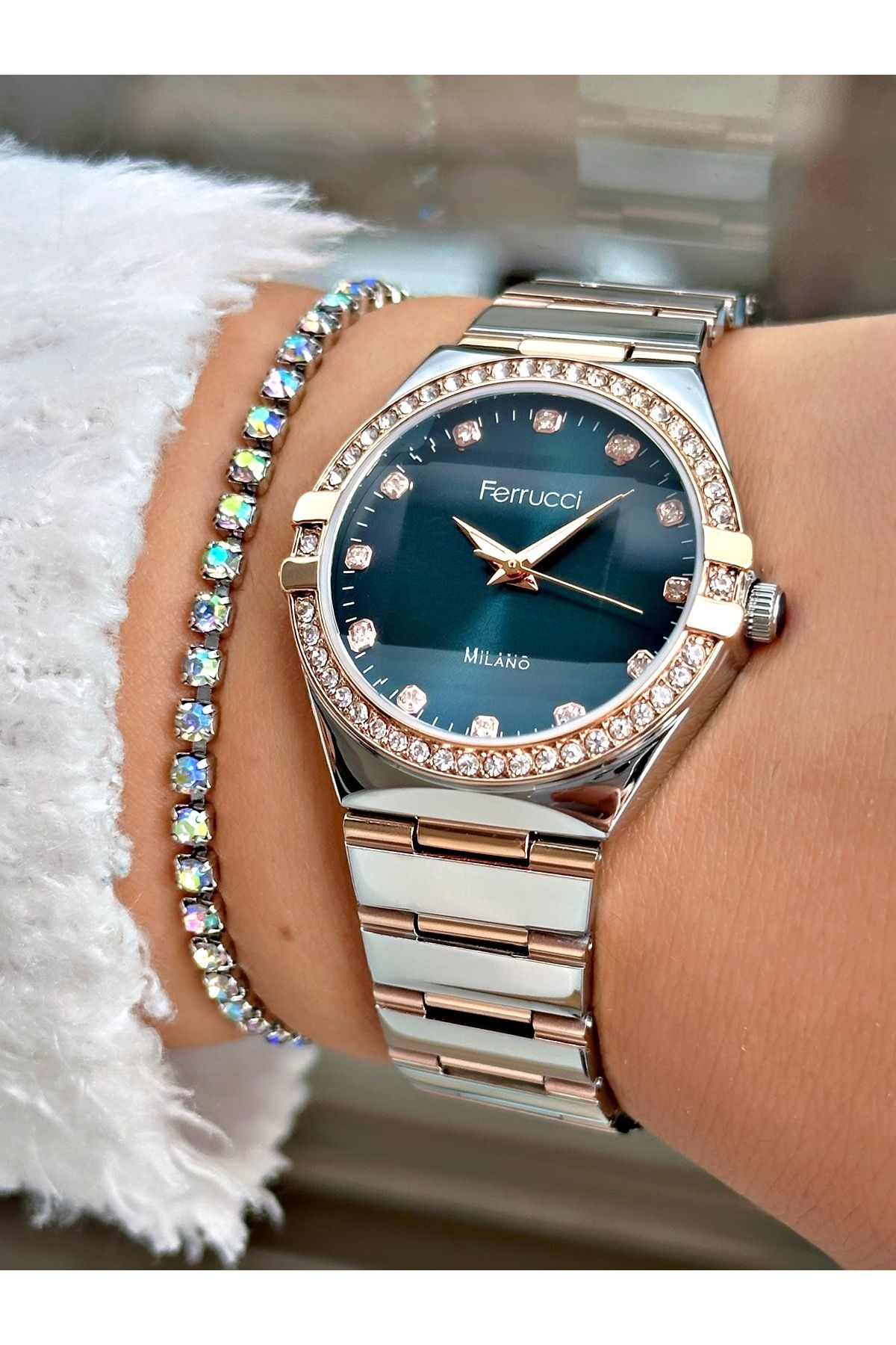 Ferrucci Rose Gold Gümüş Renk Kesme Cam Taşlı Model Kadın Kol Saati + BİLEKLİK