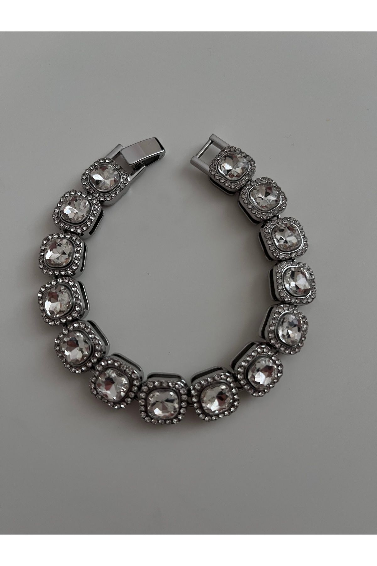 HNG JEWELRY TREND GÜMÜŞ RENK KARE TAŞLI BİLEKLİK