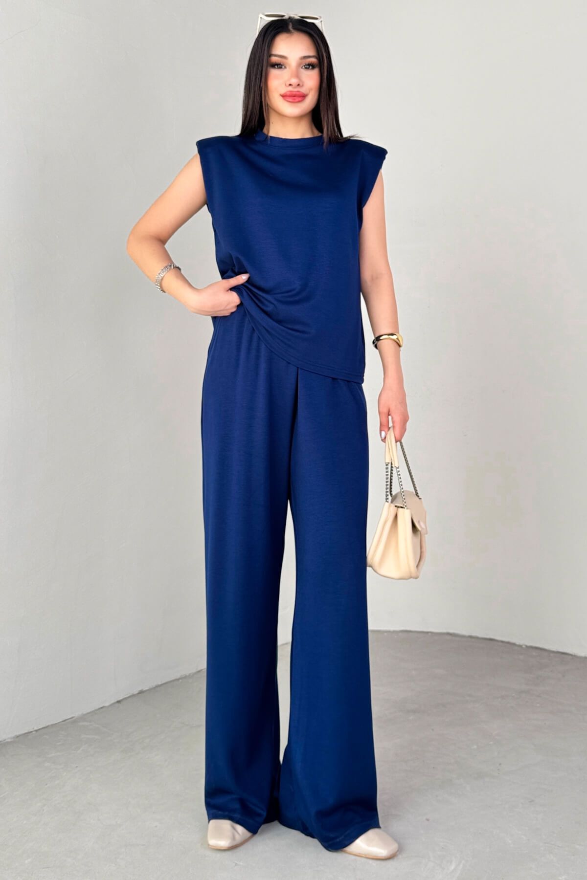 Cappmoda TKM-13301 Lacivert Vatkalı Bluz & Bel Lastikli Salaş Pantolon İkili Takım