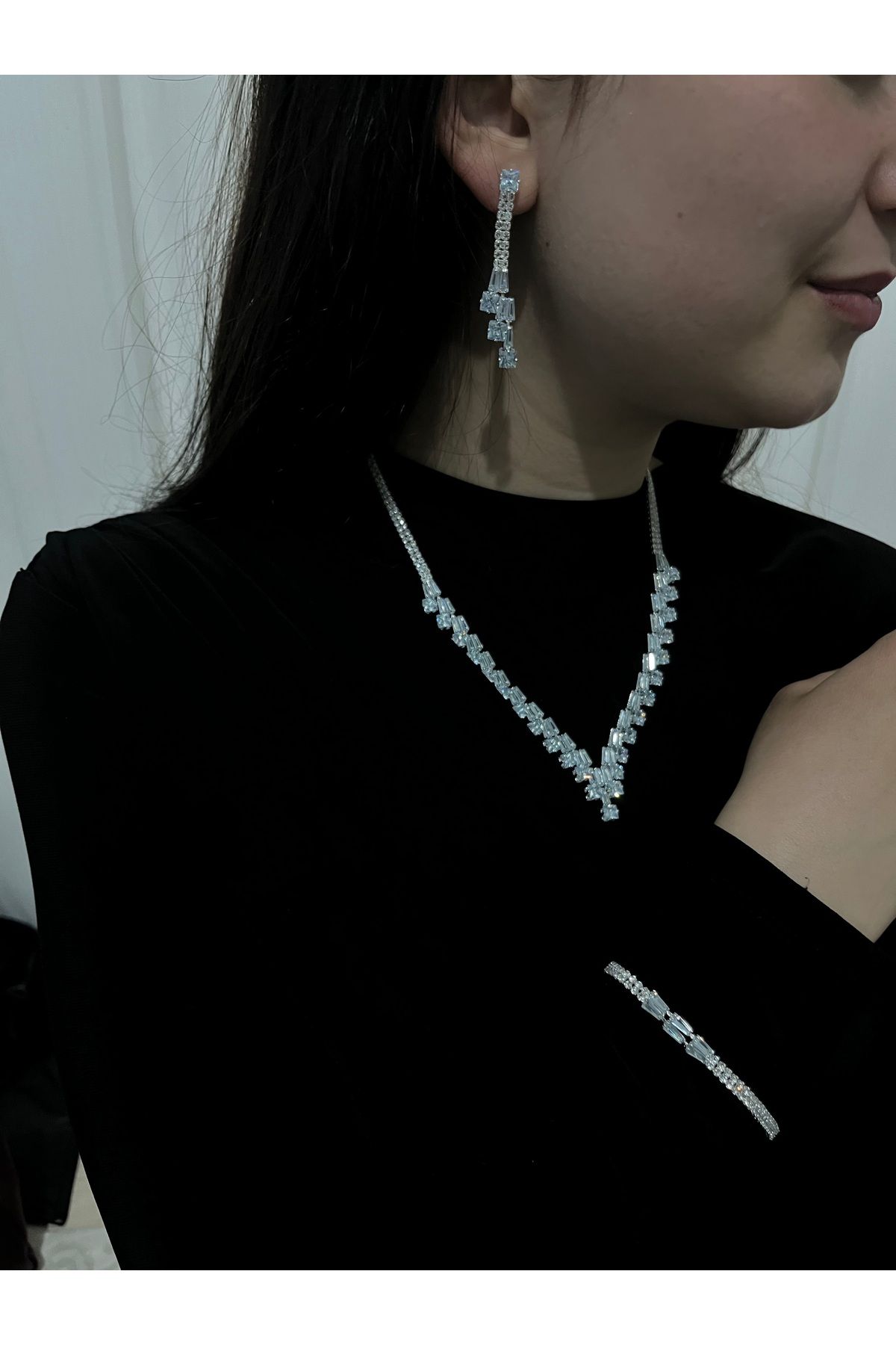 HNG JEWELRY KADIN BAGET ÜÇLÜ SET ŞIK KOLYE