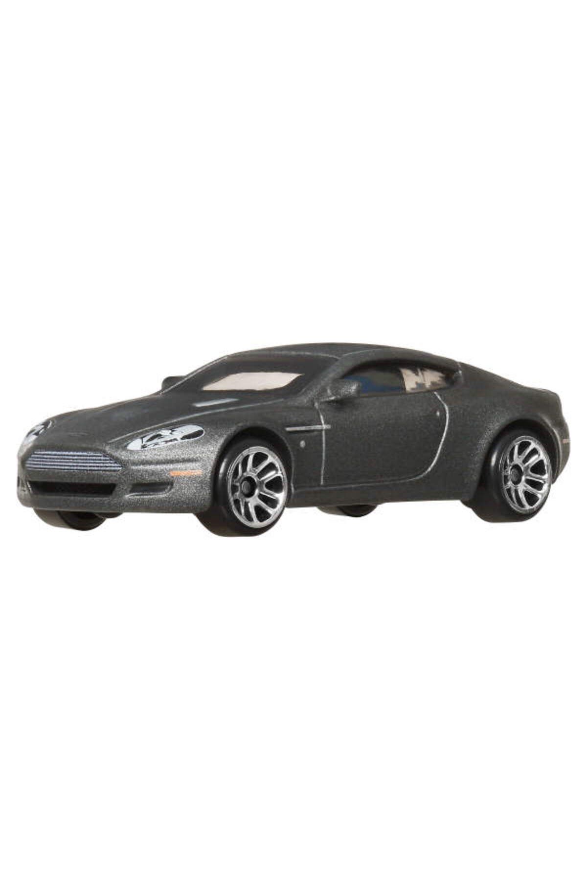 HOT WHEELS FAST & FURİOUS TEMALI ARABALAR 2005 ASTON MARTIN DB9 JBY35