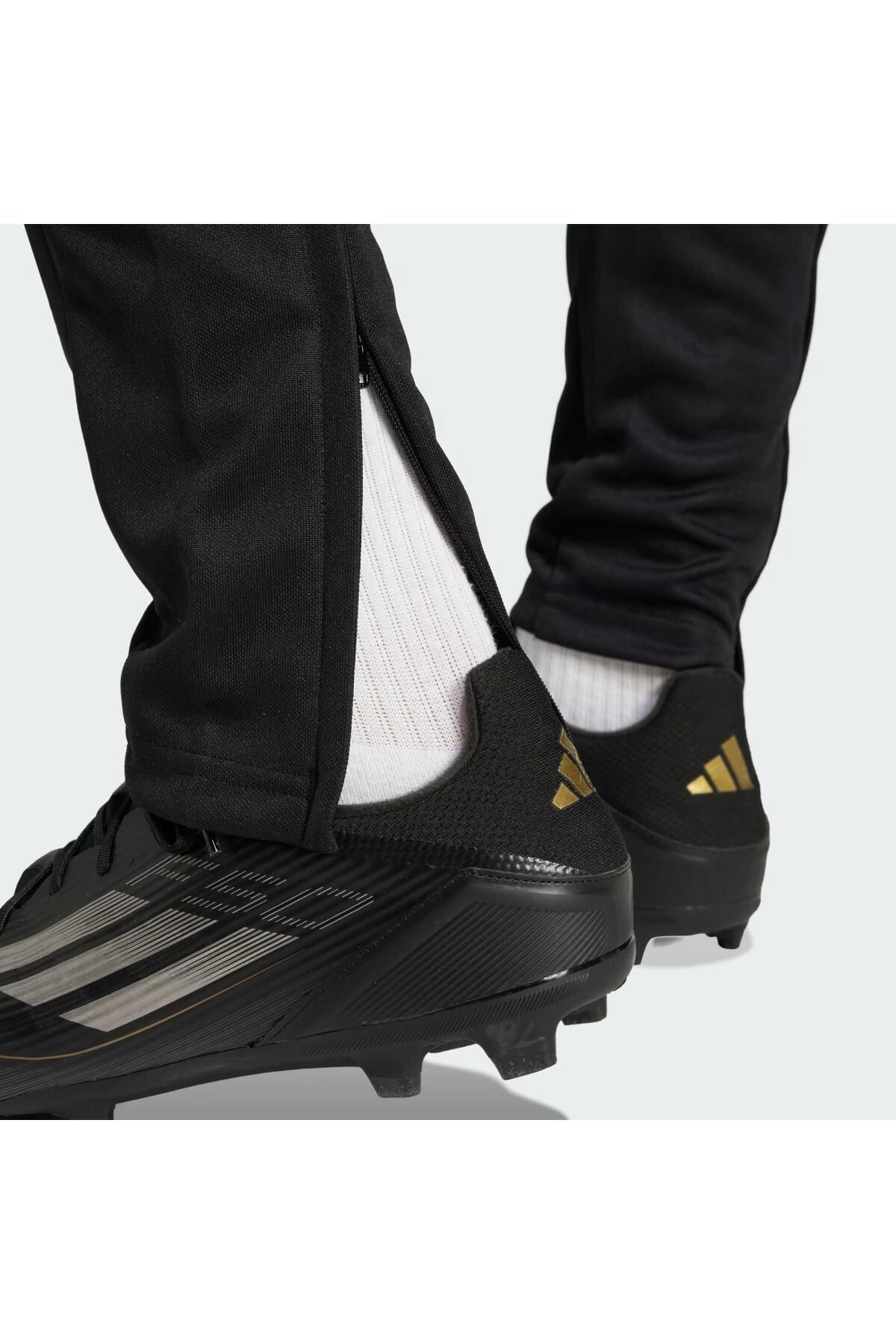 adidas-Sq25 Tr Pnt أسود - بنطال رياضي أبيض للرجال JE2782 4
