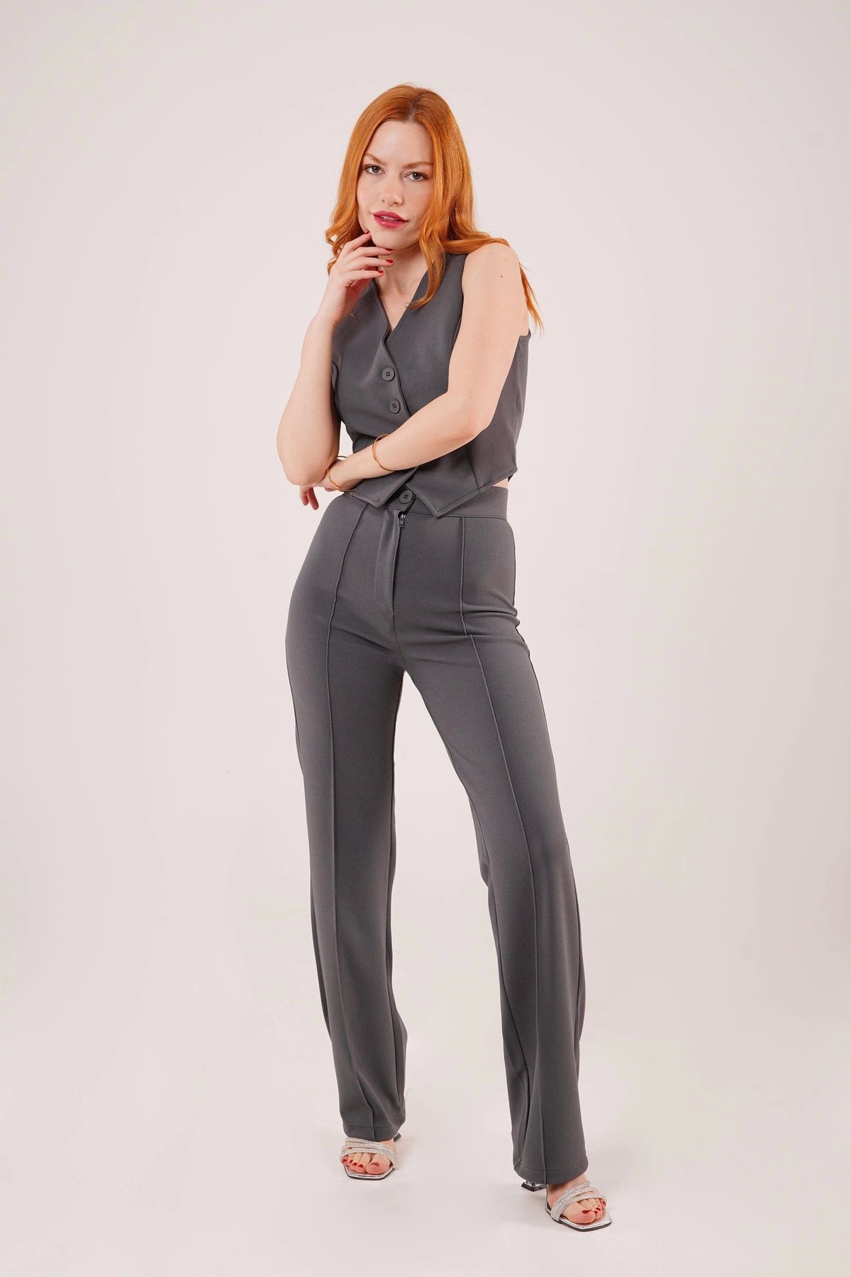 MODA Ön Dikiş Detaylı Tek Düğme Gri Pantolon