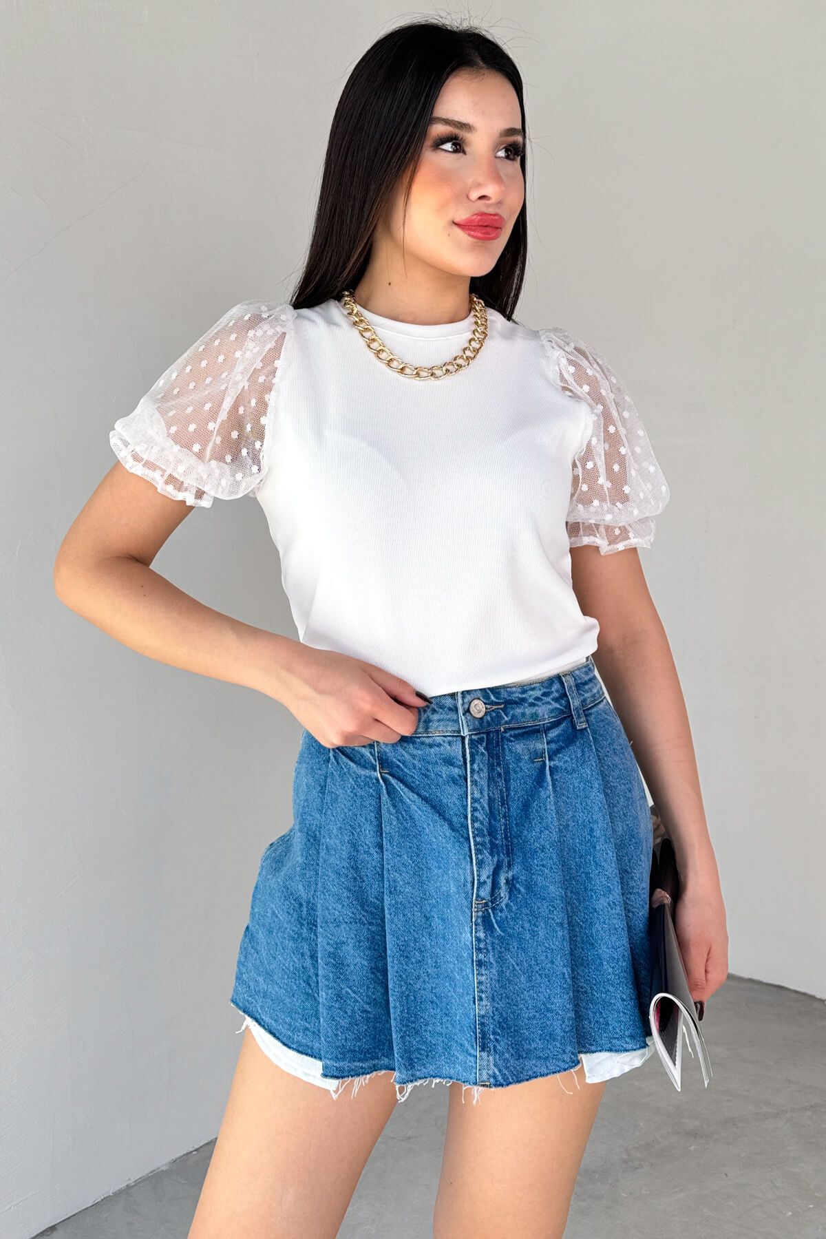 Cappmoda BLZ-06281 Beyaz Dantelli Lastikli Balon Kol Detaylı Bluz