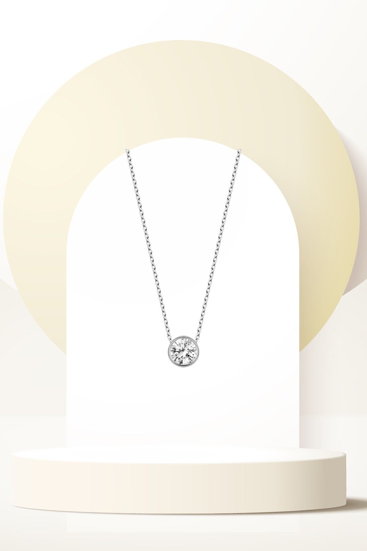 Swaroski Zirconia Tektaş Kadın Kolye - İnce ve Modern Stil
