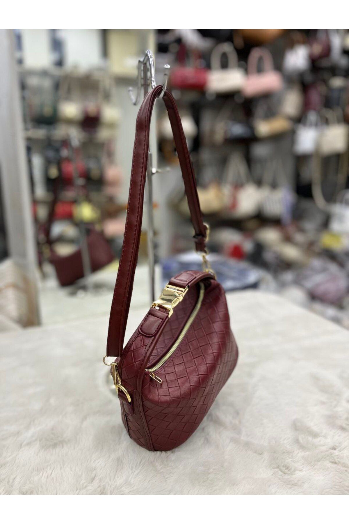 bynarincollection günlük tokalı model kol çantası