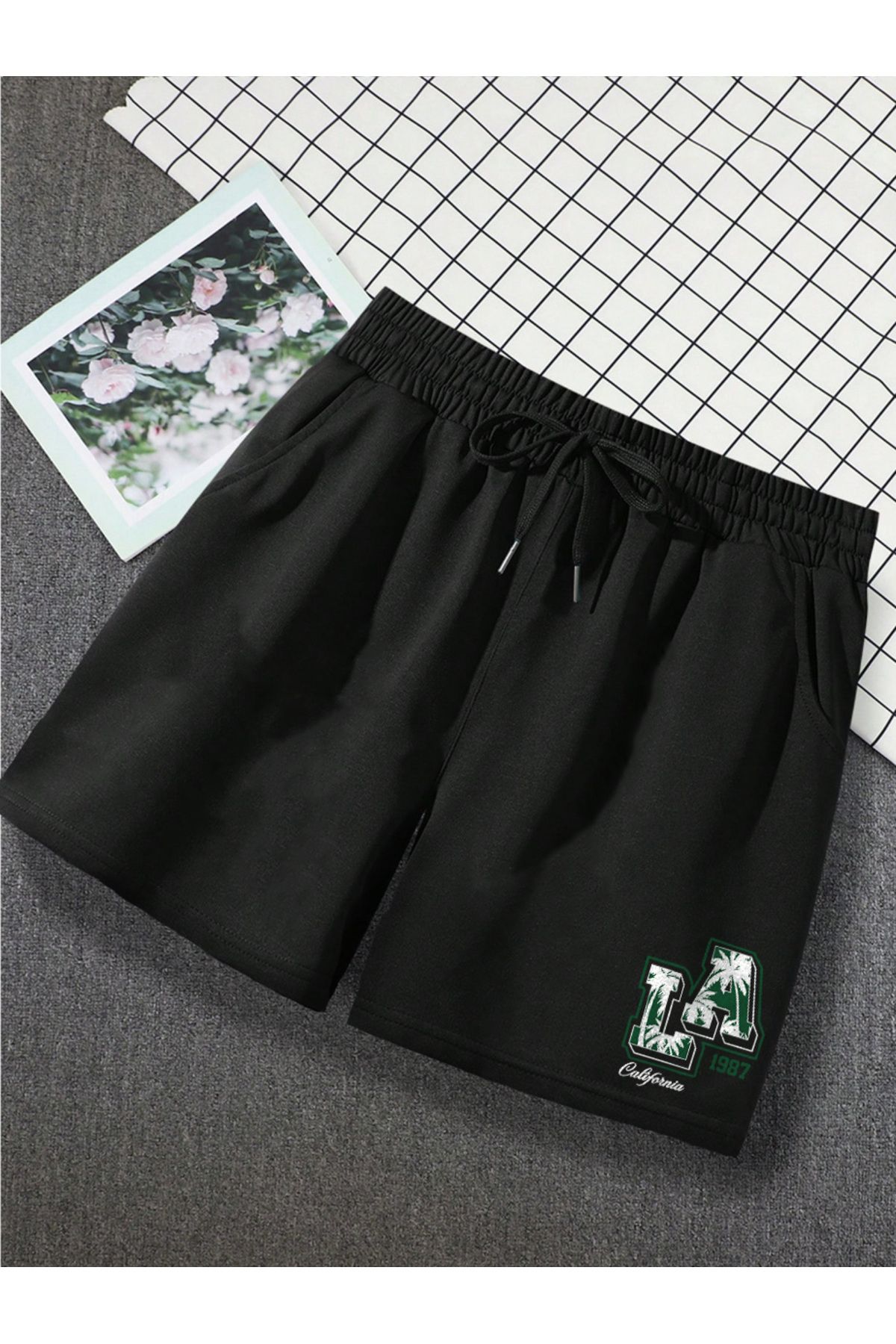 De Carte LA Logo Los Angeles Jungle Baskılı Mevsimlik Unisex Şort Bermuda