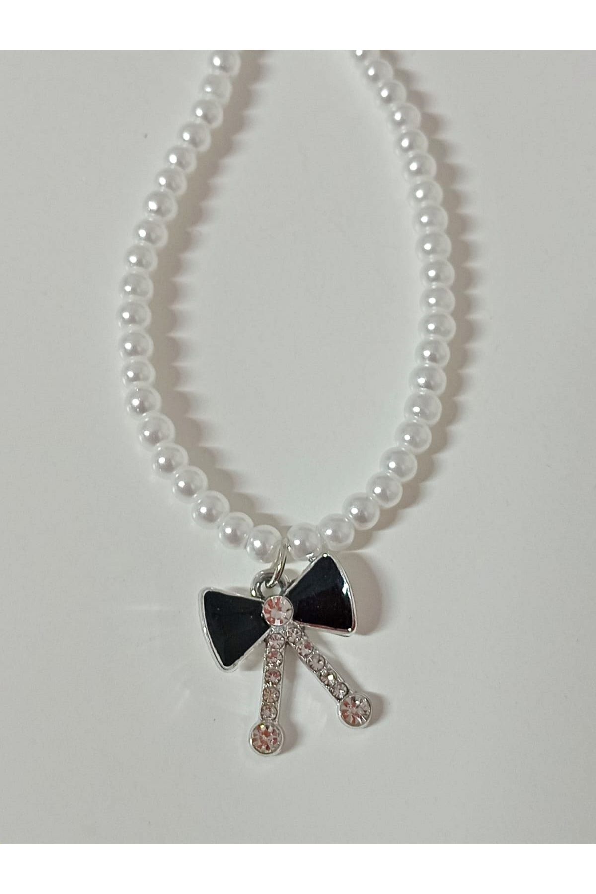 mos&more Fiyonk Sallantılı Suni İncili Choker Kolye