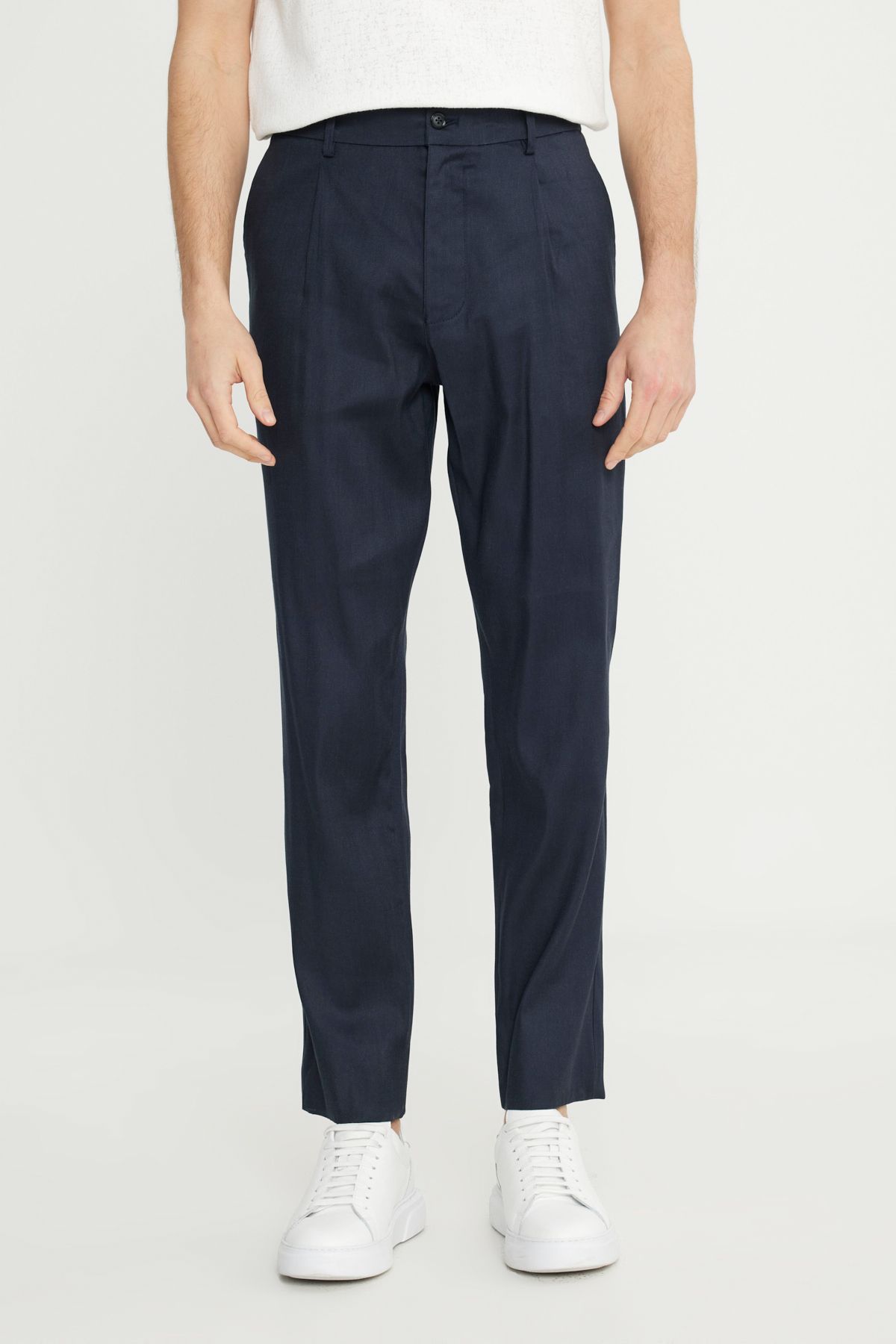 ALTINYILDIZ CLASSICS Erkek Lacivert Keten Slim Fit Dar Kesim Beli Lastikli Yan Cepli Esnek Pantolon
