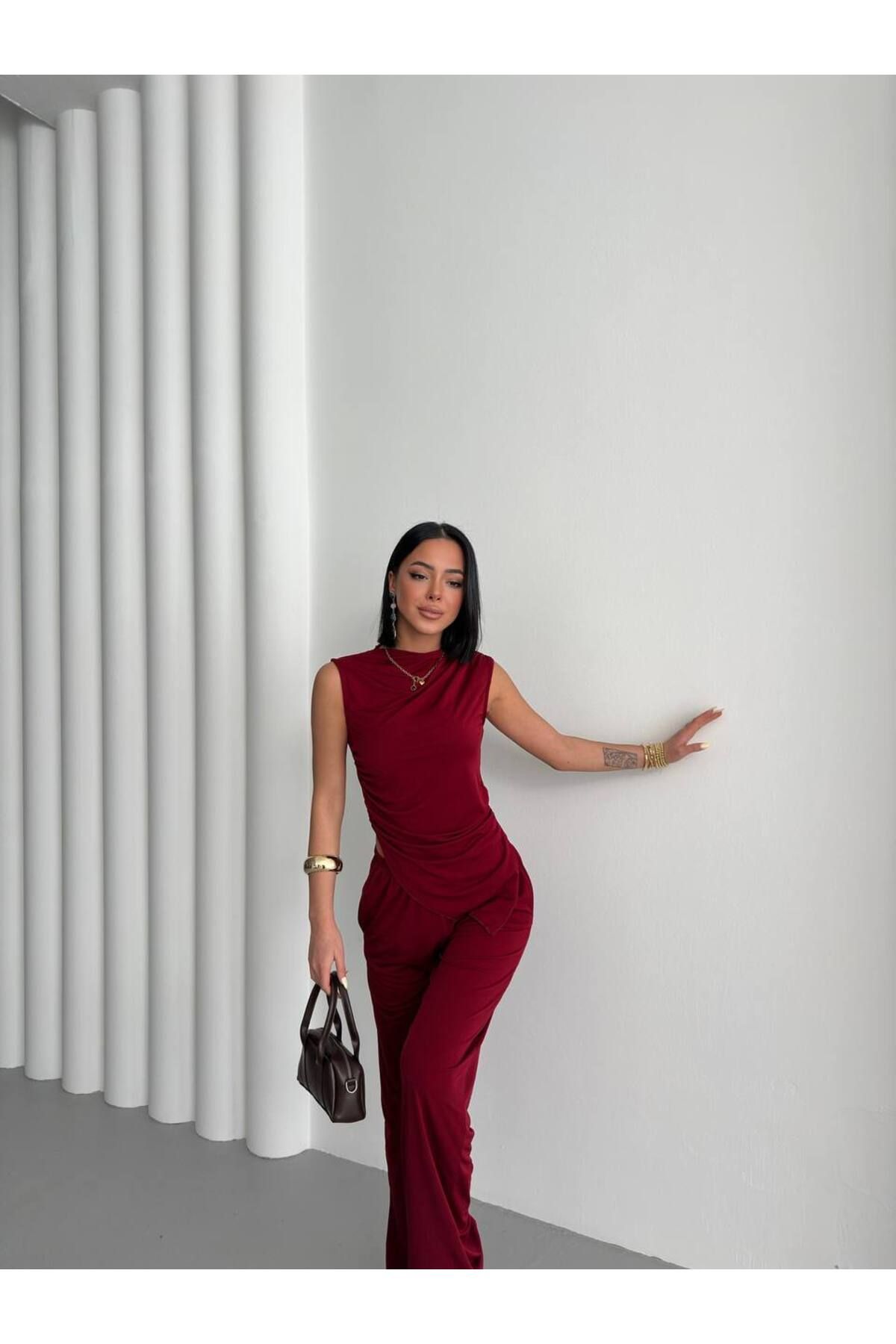 Butik Beyza Asimetrik Kesim Bluz Pantolon İkili Takım