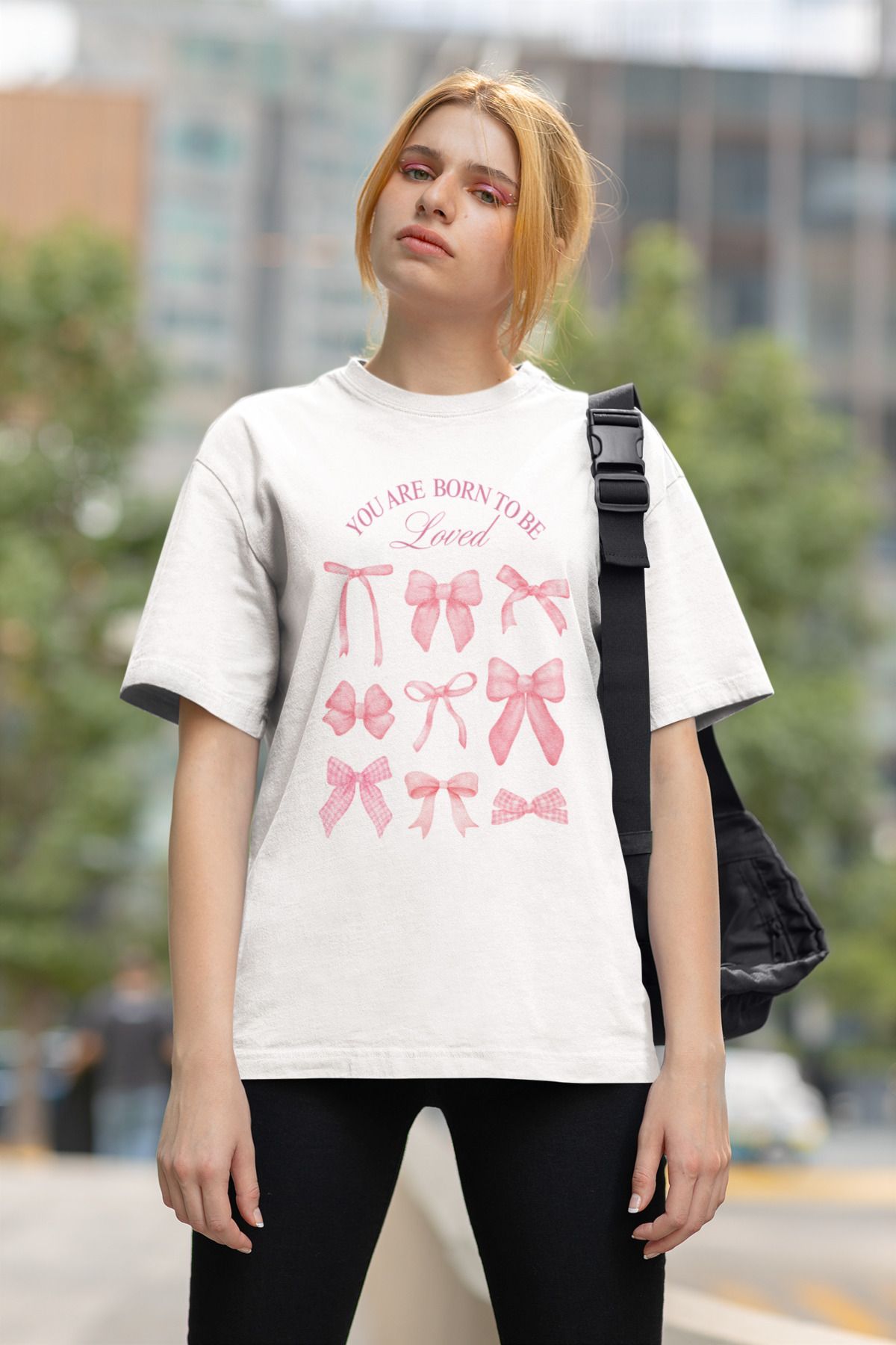 Lyonis Kadın Oversize Pembe Love Kurdele Baskılı Bisiklet Yaka Penye T-Shirt