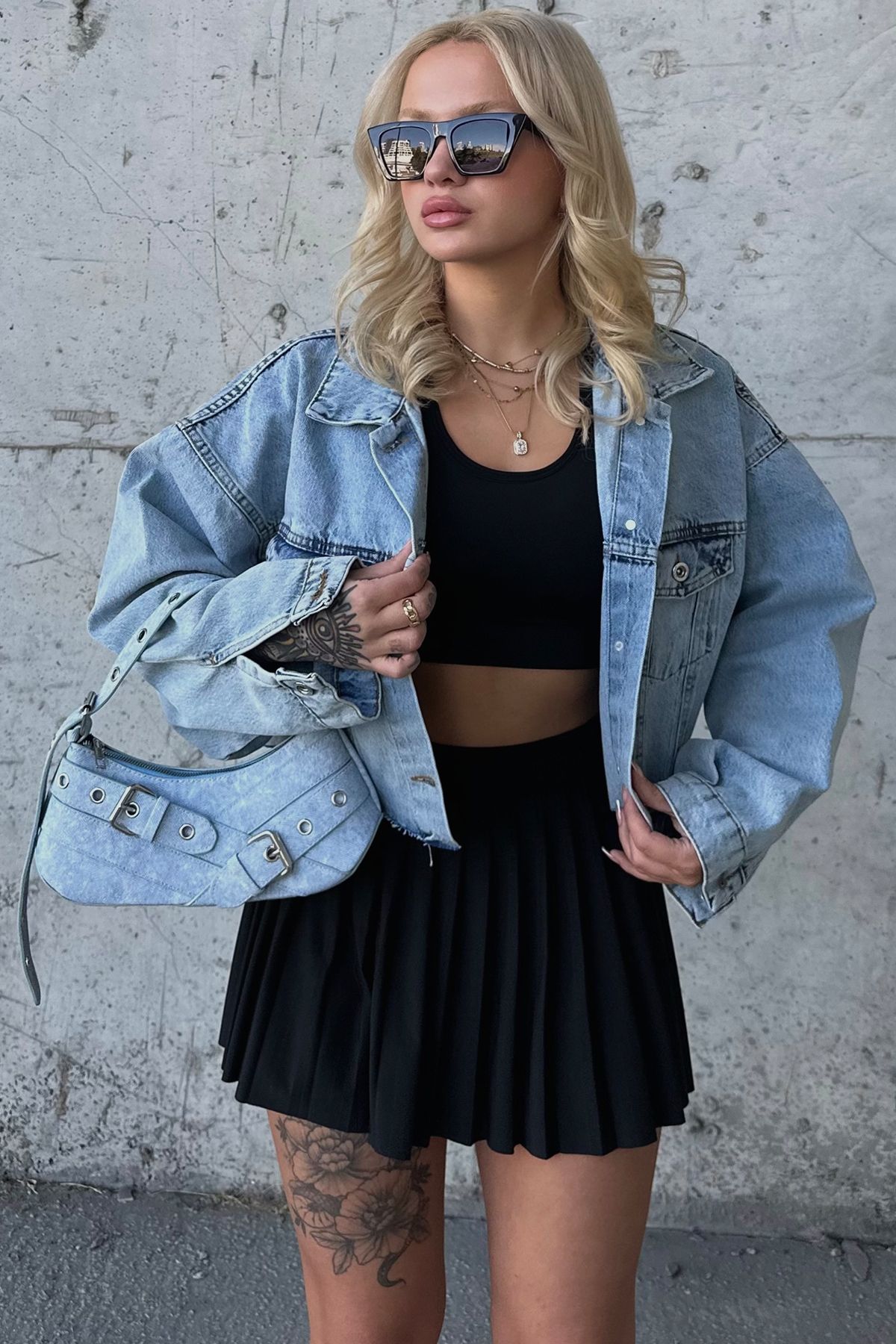 VAGGON Crop Denim Ceket Sporcu Atlet Çanta Ve Kısa Tayt Etek Takım Sports V00026