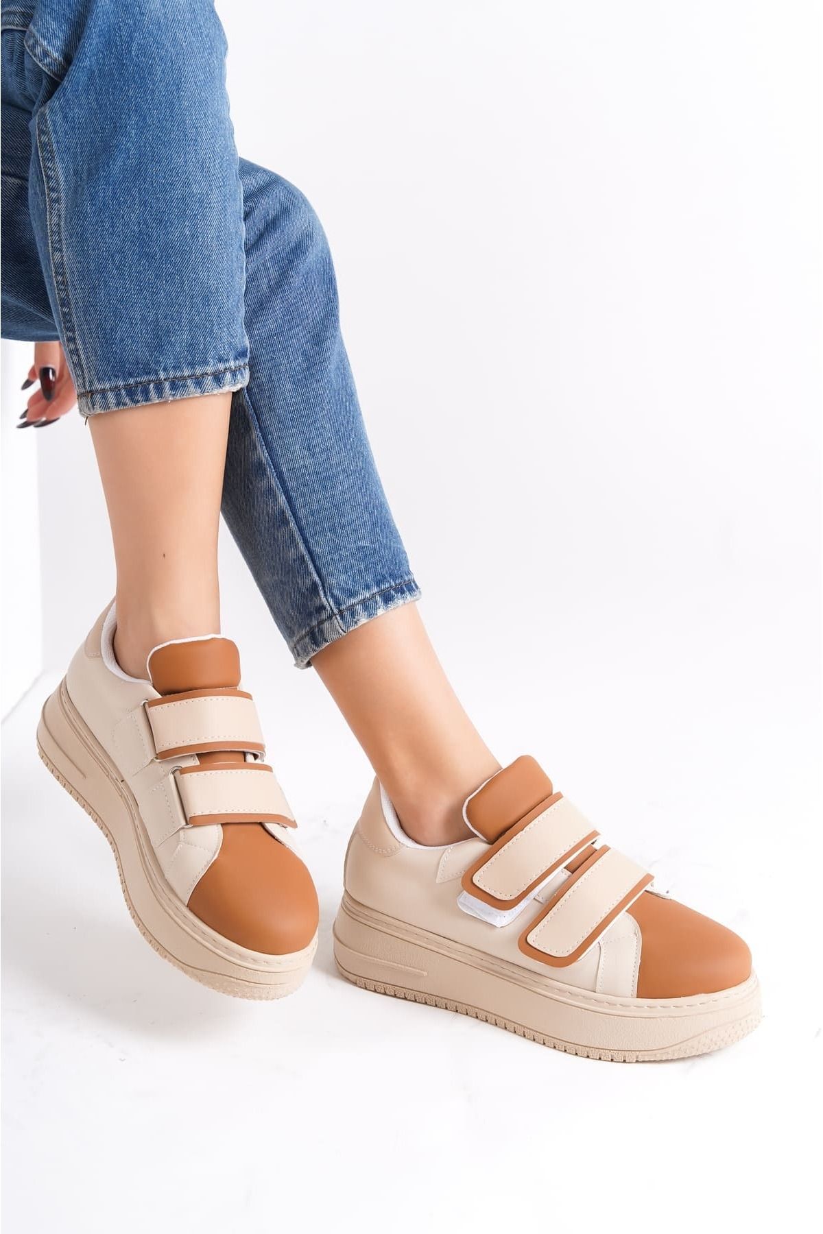 Joy Ayakkabı VALENCIA Bağcıksız Cırt Cırtlı Ortopedik Taban Kadın Sneaker Spor Ayakkabı TT - Ten/Kahve