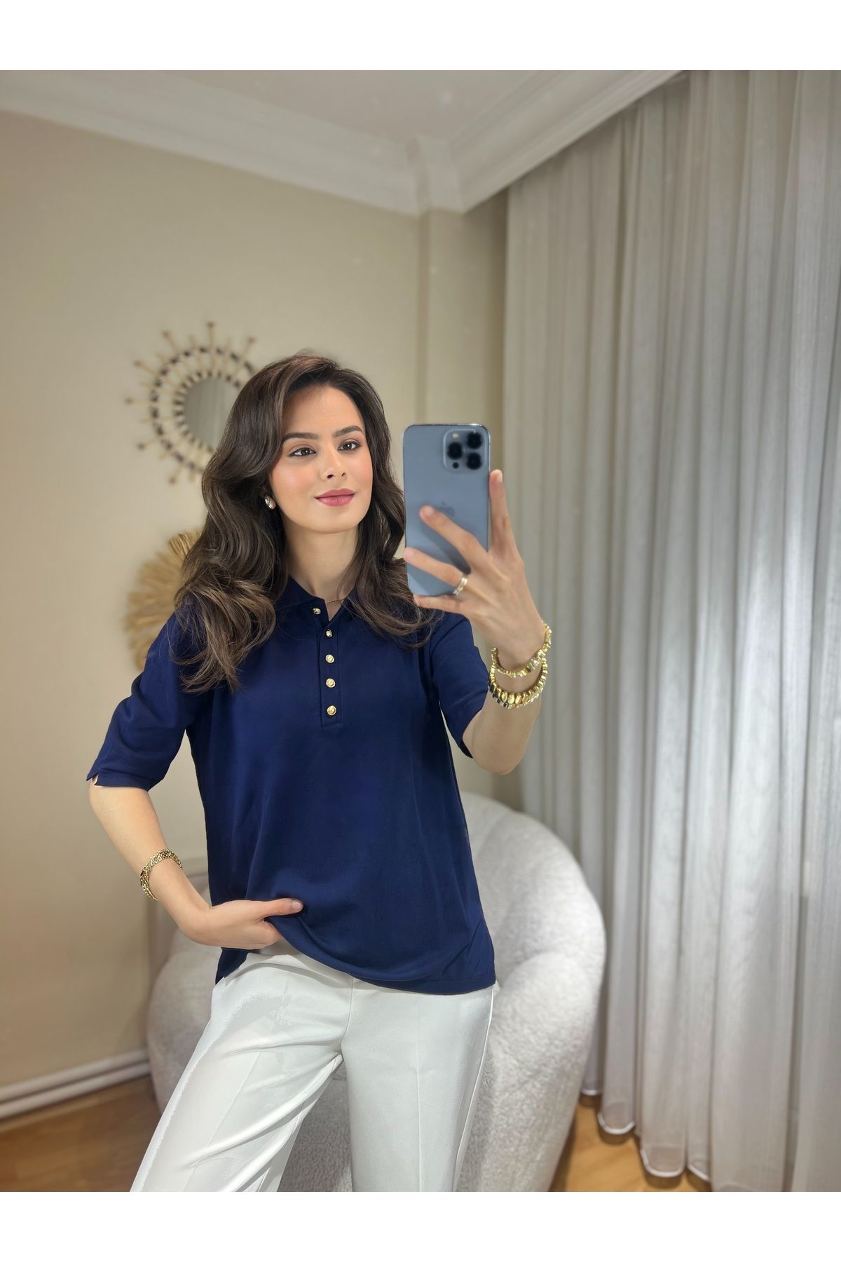 By Hanife Beyazateş KADIN POLO YAKA GOLD DÜĞMELİ STANDART TRİKO BLUZ LACİVERT