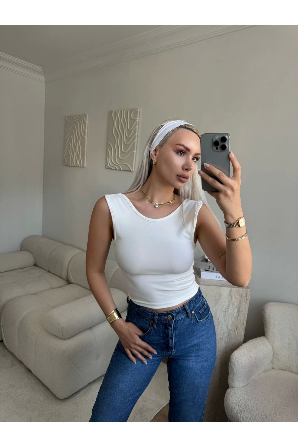 Zora Butik Sırt Dekolte Crop - BEYAZ