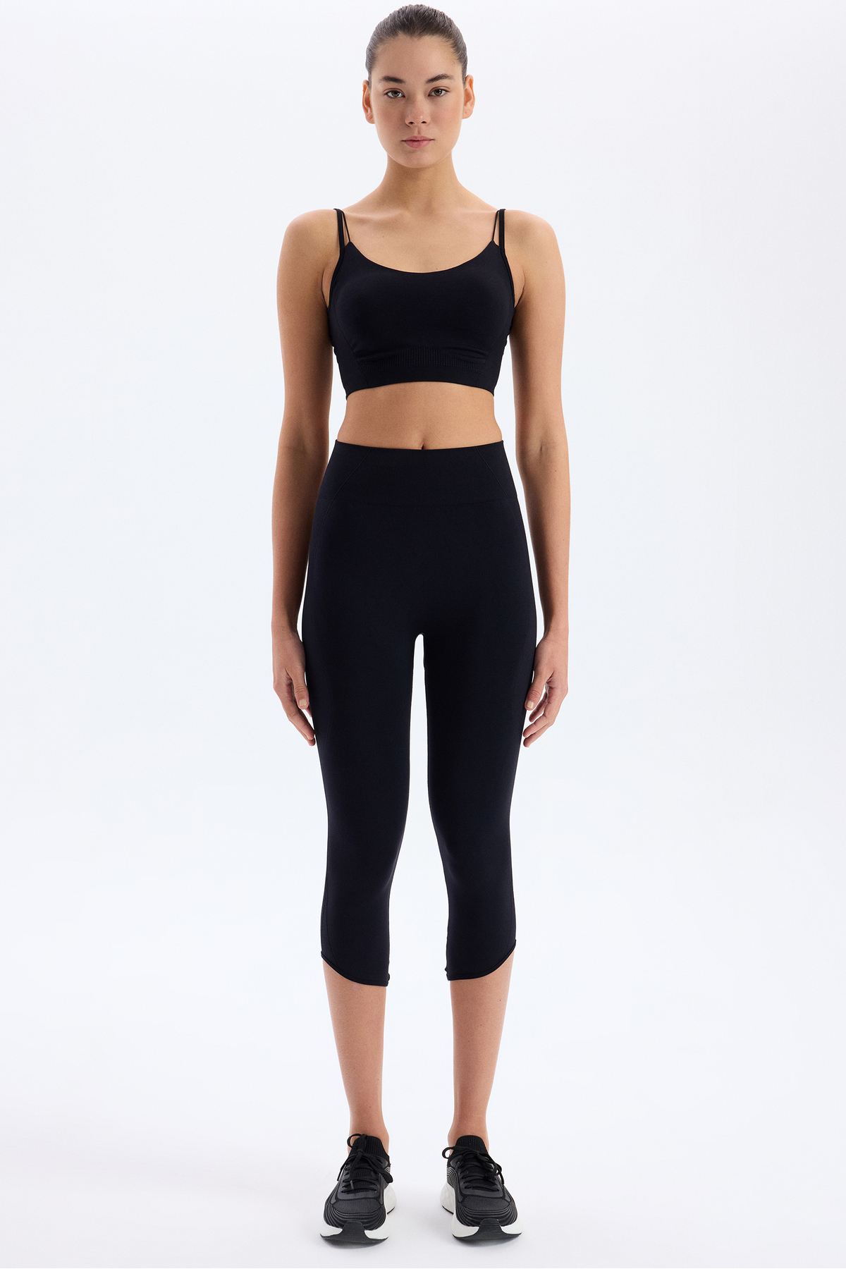 COMEUP Jakar Detaylı Crop Boy Toparlayıcı Tayt Siyah
