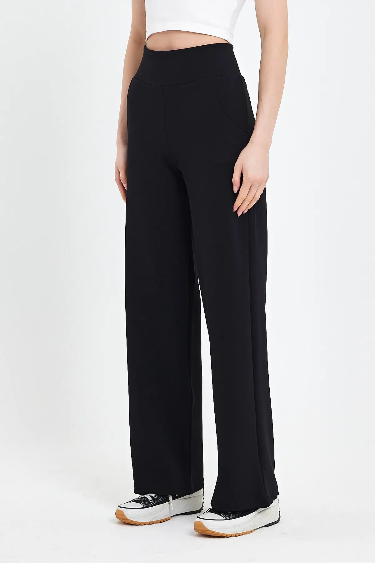 Butik Korsaj Kemerli Bol Kesim Crep Pantolon