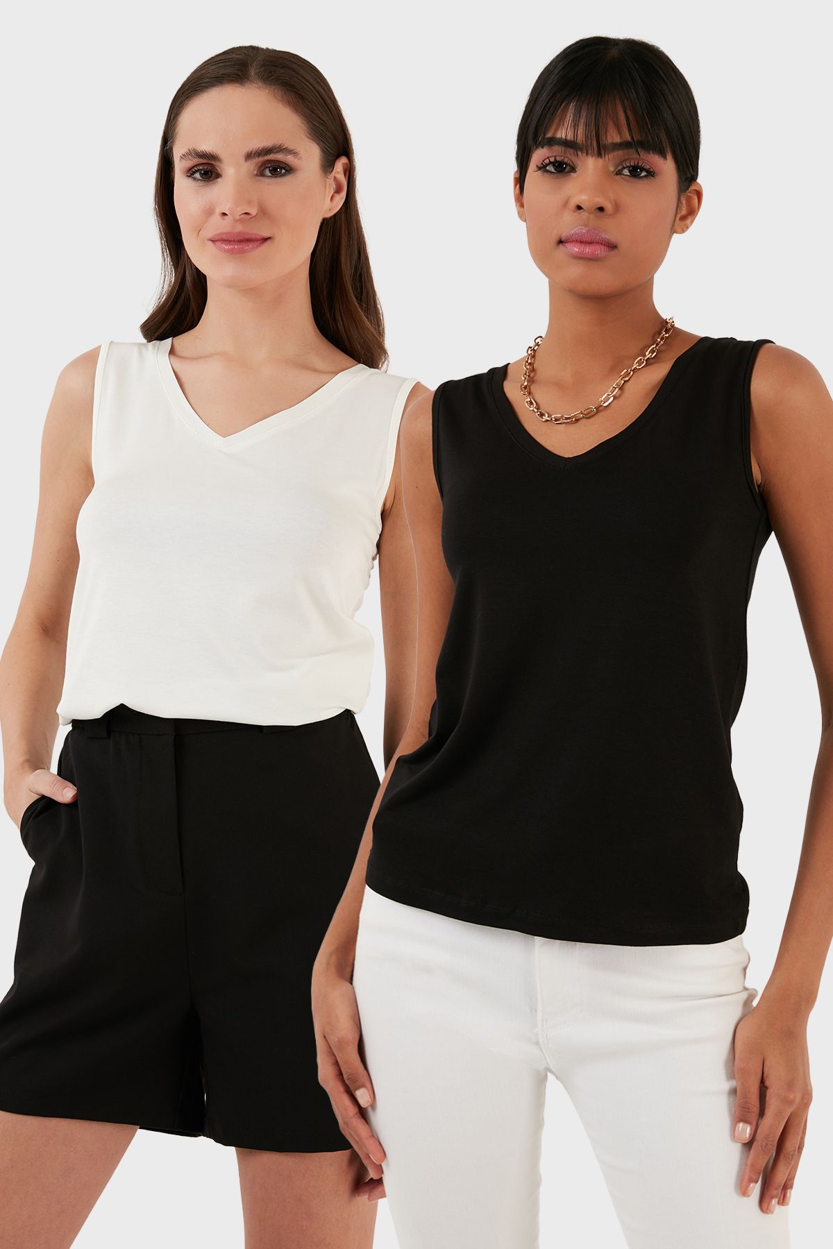 Lela Slim Fit V Yaka Kalın Askılı 2' li Paket Bluz BLUZ 5864384S2