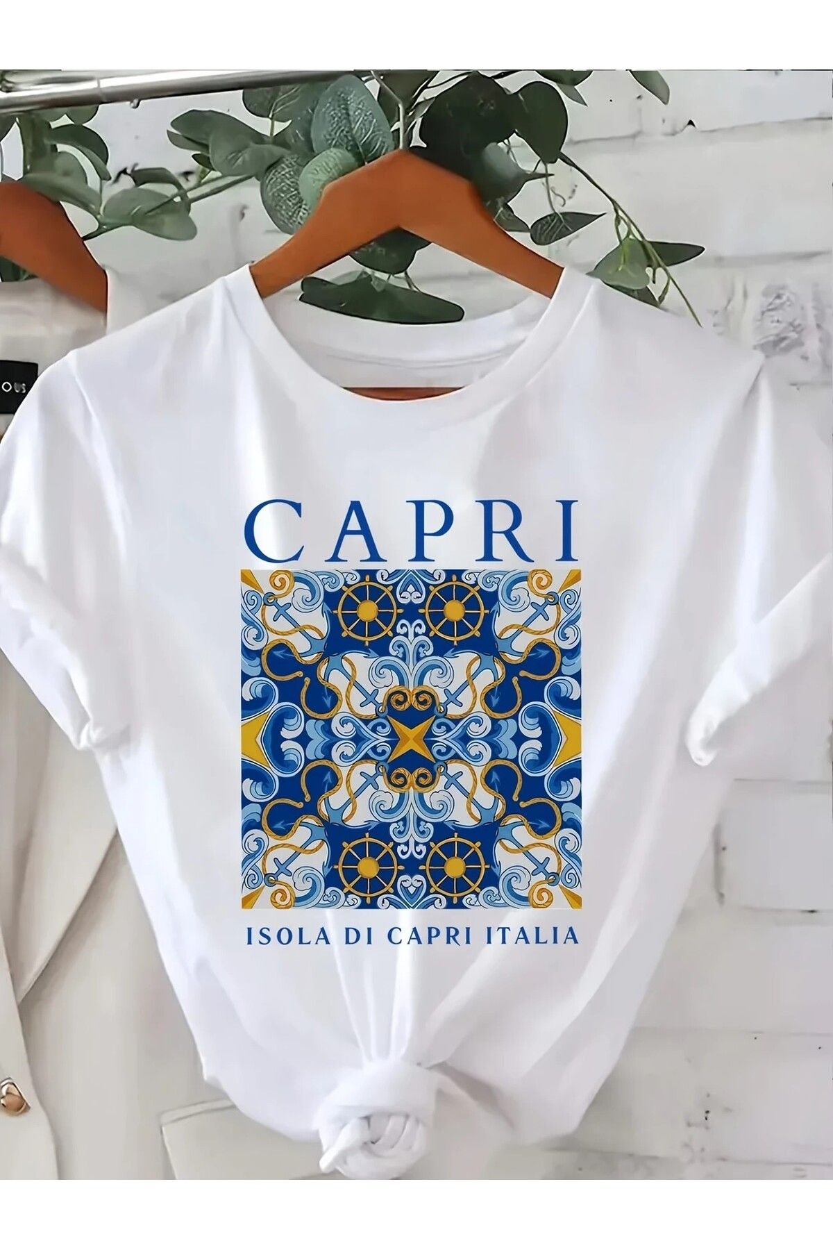 LEIVOR Capri Isola Italia Baskılı Kadın T-shirt
