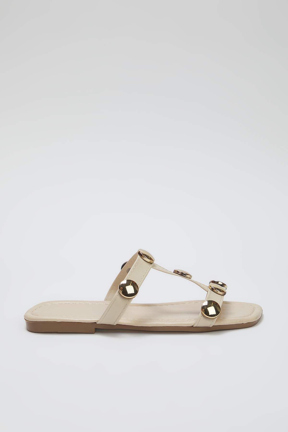 TRENDYOL SHOES-Beżowe złote dodatki, szczegółowe kwadratowe noski, stylowe damskie kapcie TAKSS25TE00012 4