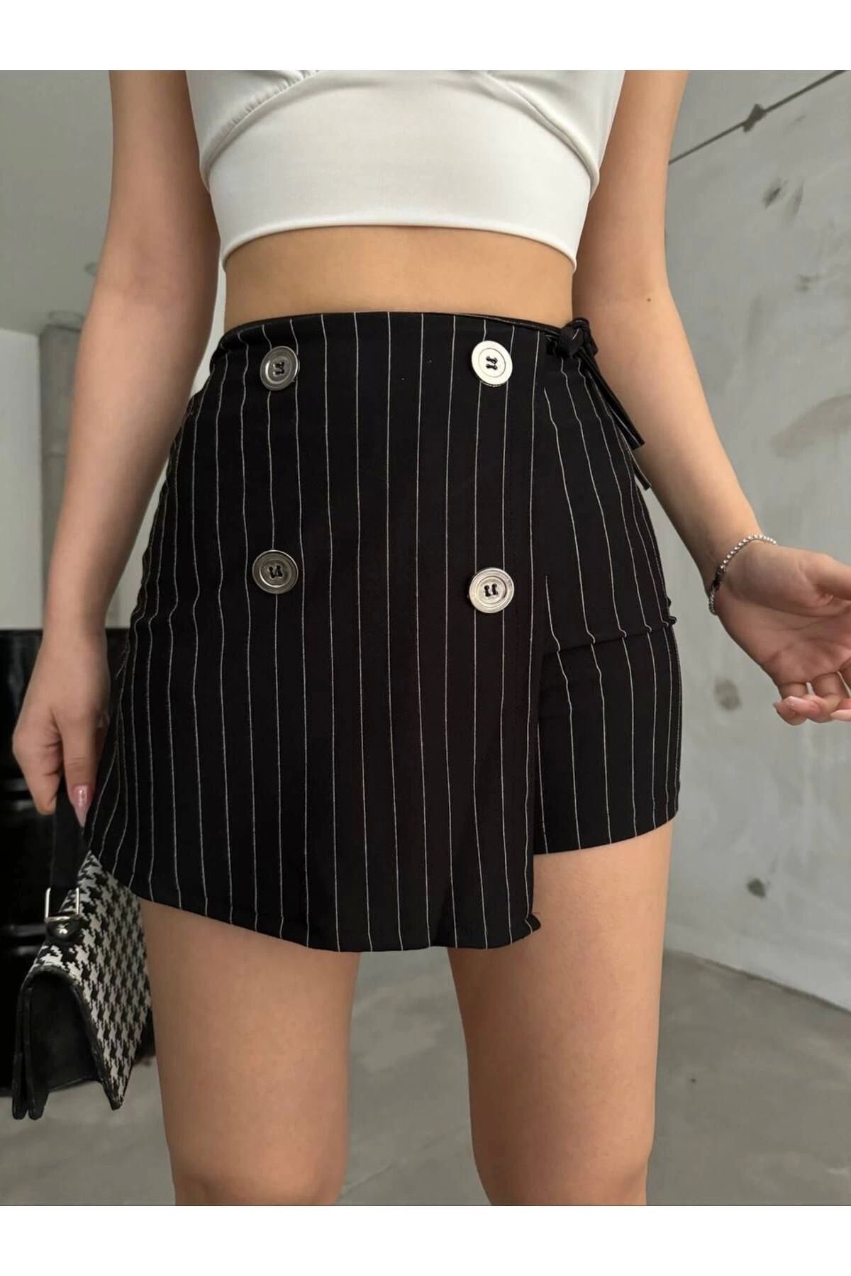 OurStyles Siyah Düğme Detaylı İtalyan Çizgili Şort Etek