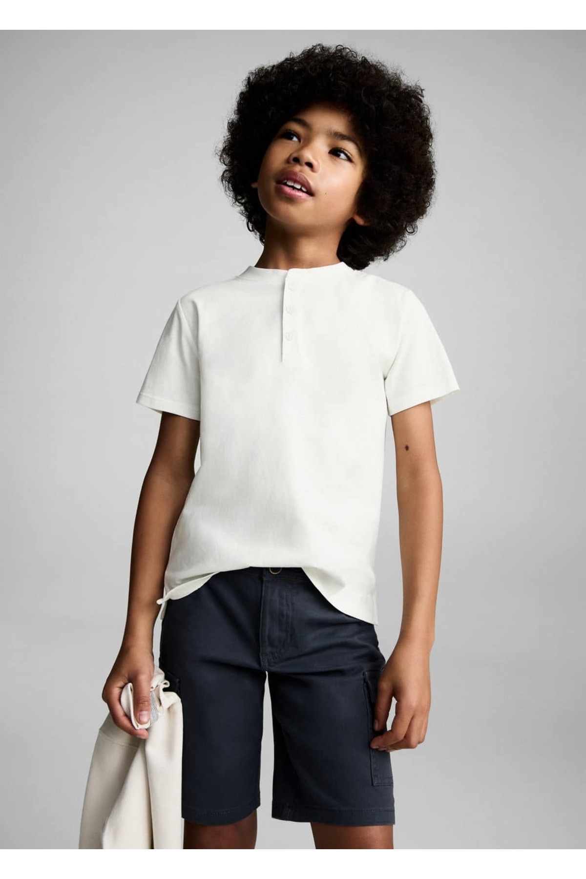 Düğmeli koton tişört