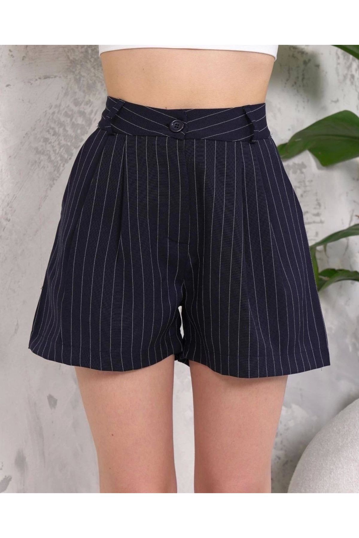 ufukmoda Çizgili düğmeli şort siyah s2551251