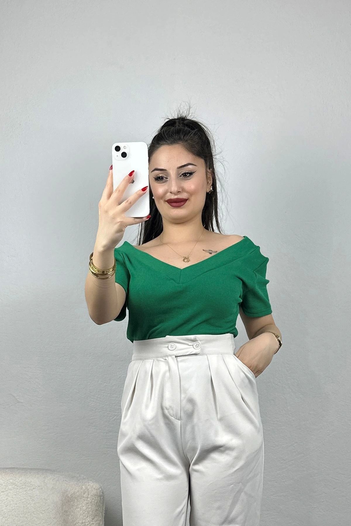 OurStyles V Yaka Body Yeşil - 70275.599.