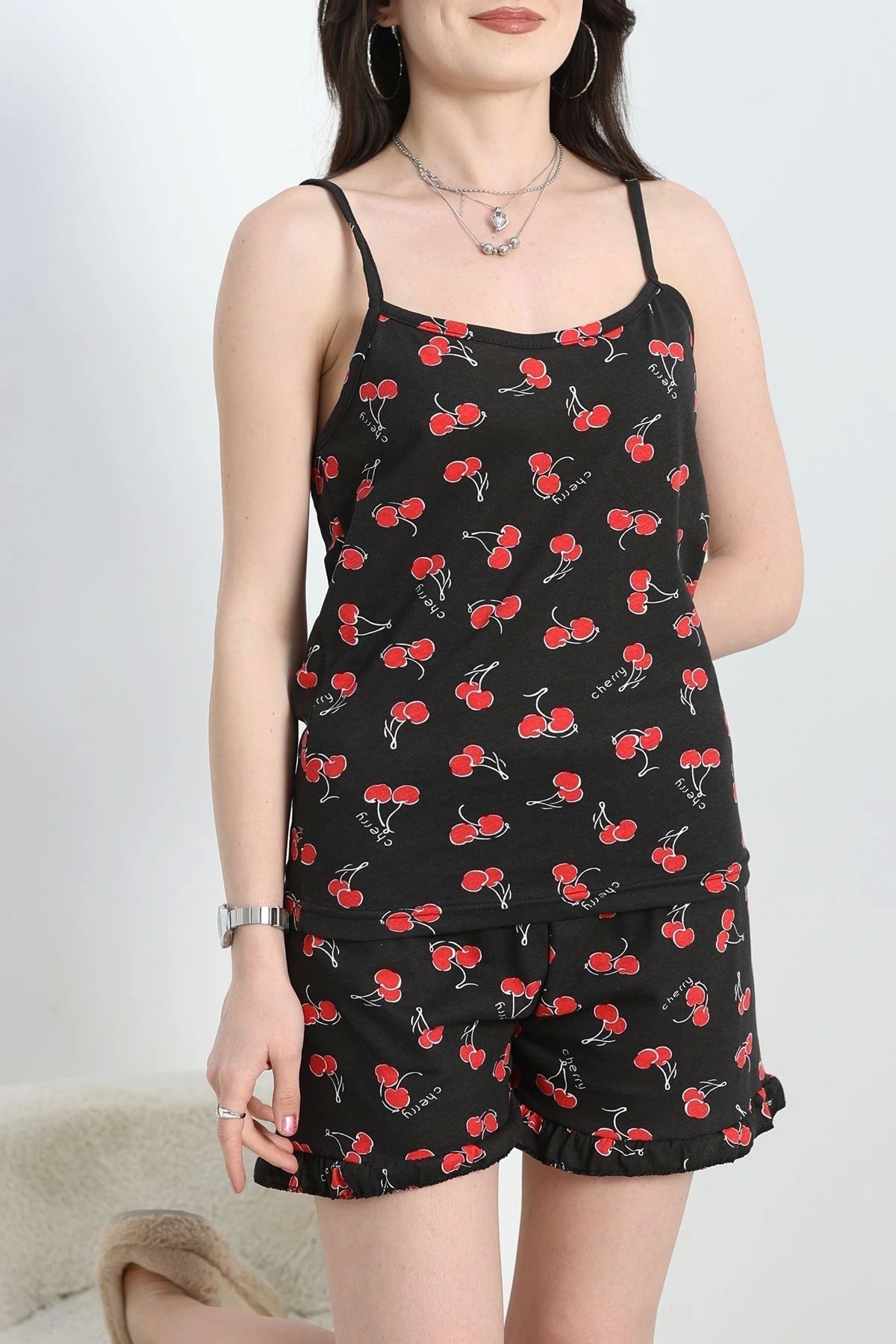 OurStyles İp Askılı Şortlu Takım Siyahbeyaz - 50087.1857.