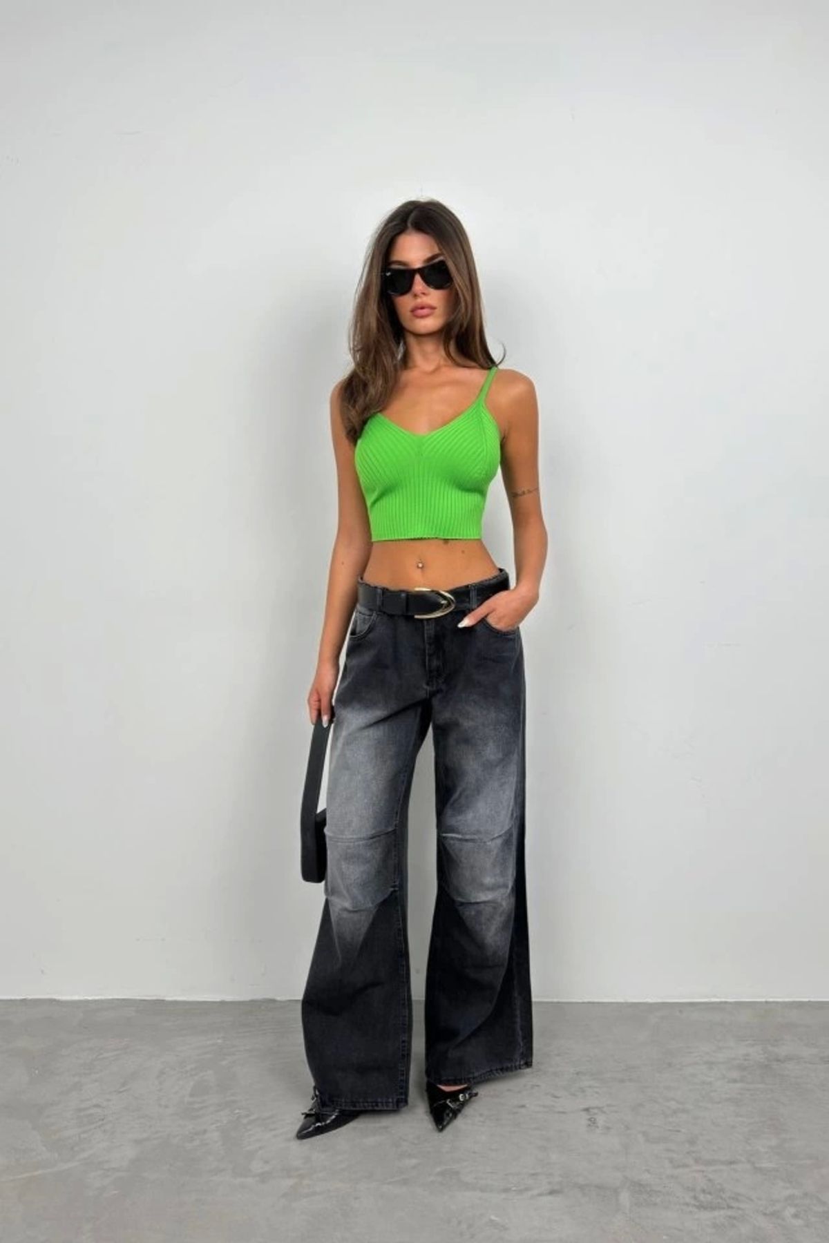 Kaplan V Yaka Crop Bluz