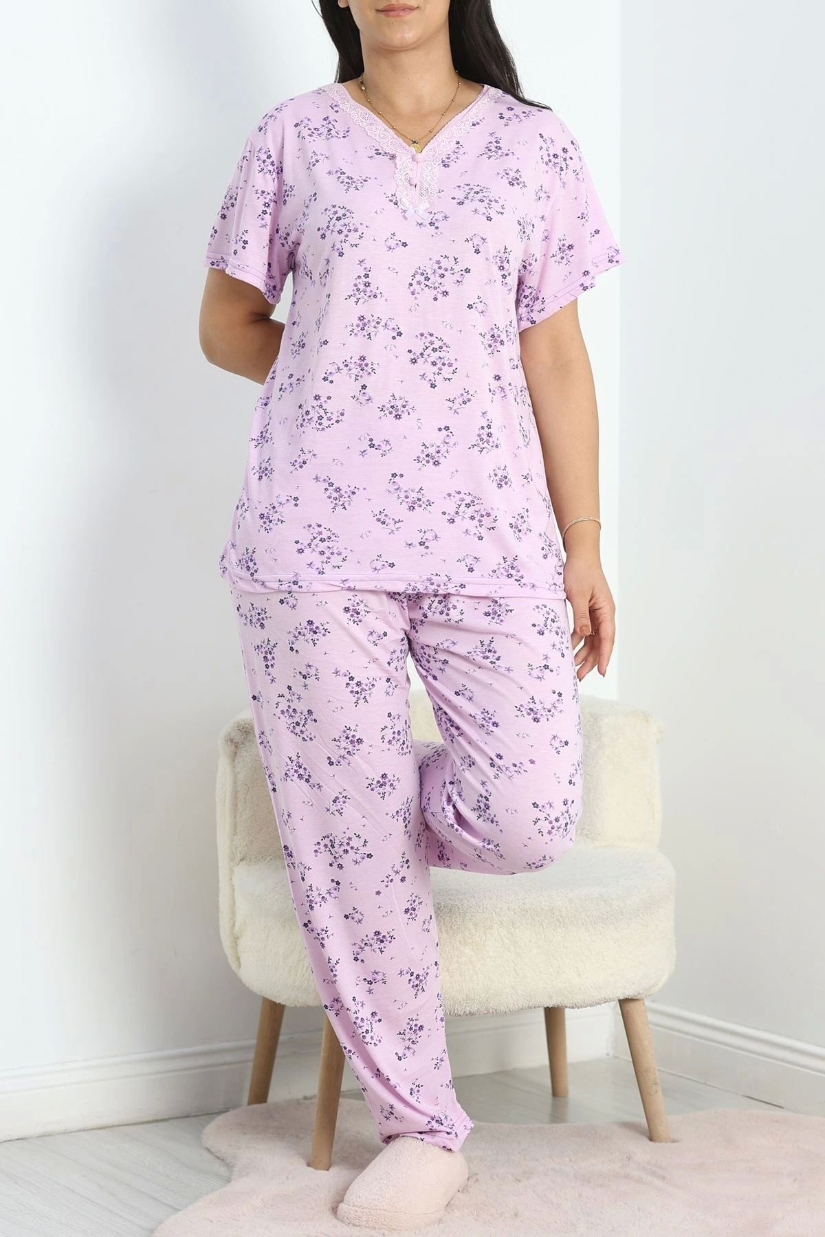 OurStyles Yaka Dantelli Büyük Beden Pijama Takımı Griçizgili - 50386.1050.