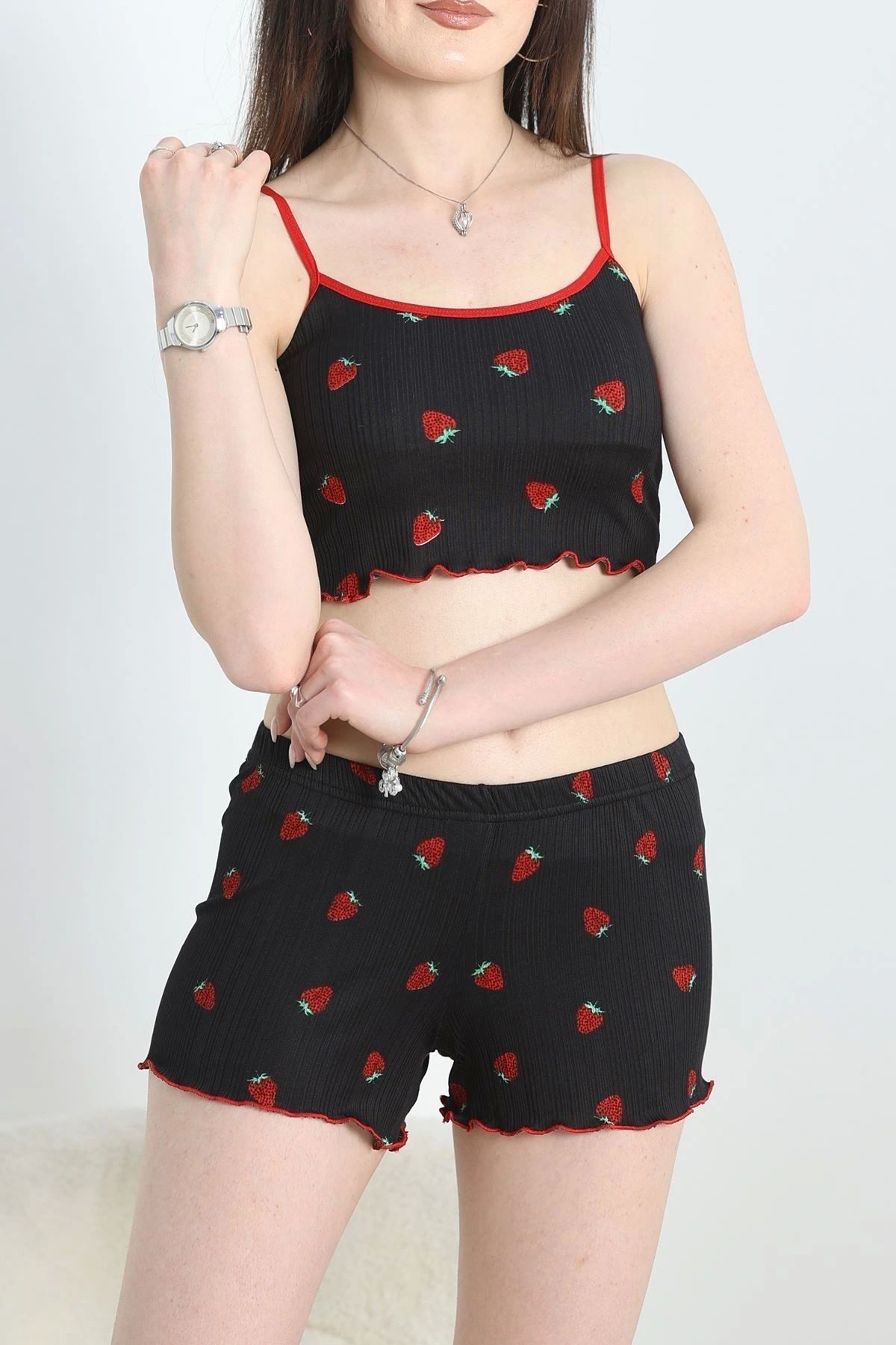 OurStyles Çilek Desenli Pegasus Şortlu Takım Siyah - 3400.1783.