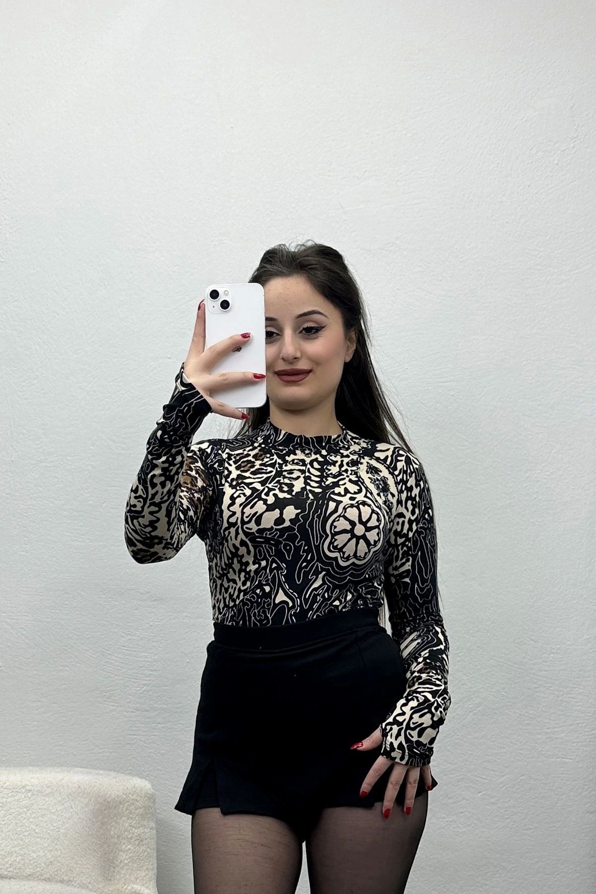 OurStyles Parmak Geçmeli Viskon Bluz Siyahvizon - 50140.053.
