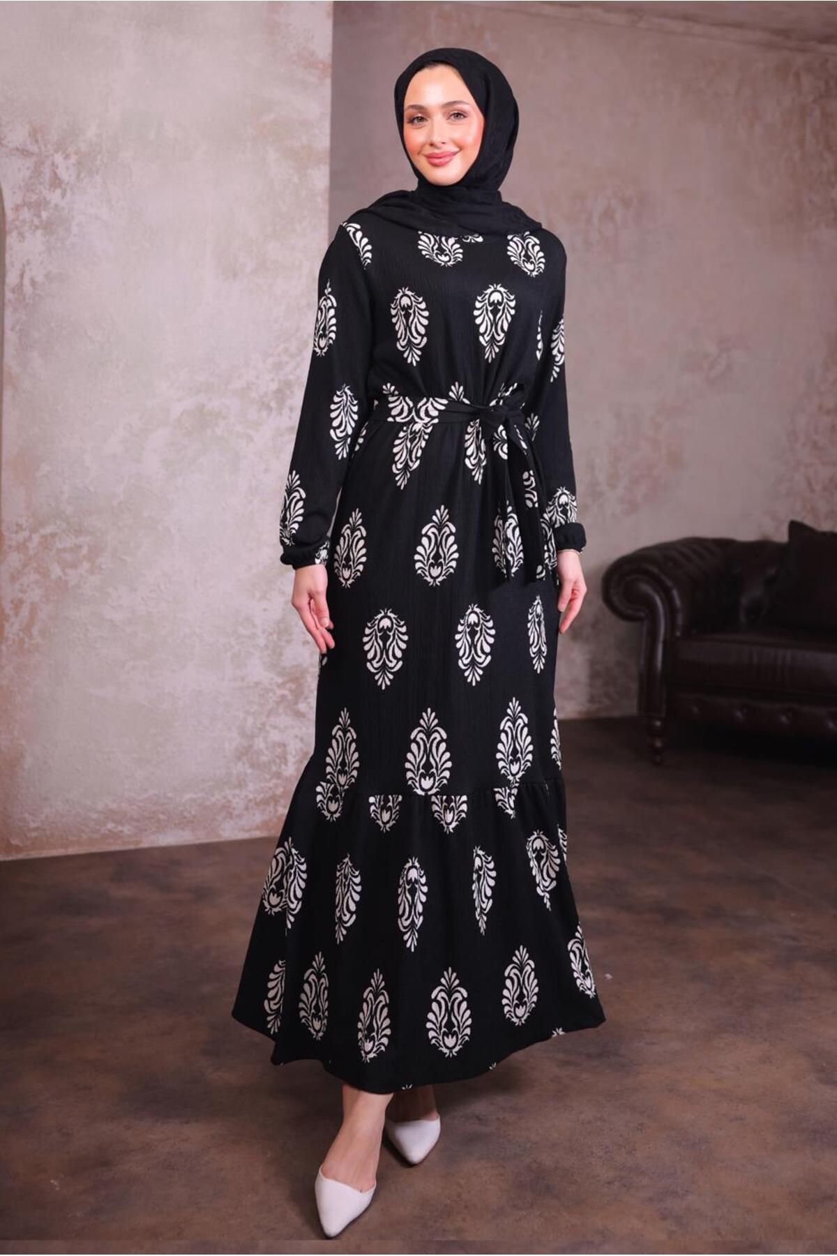 TRENDTESETTÜR KADIN SİYAH KUŞAKLI DESENLİ ELBİSE T 2684