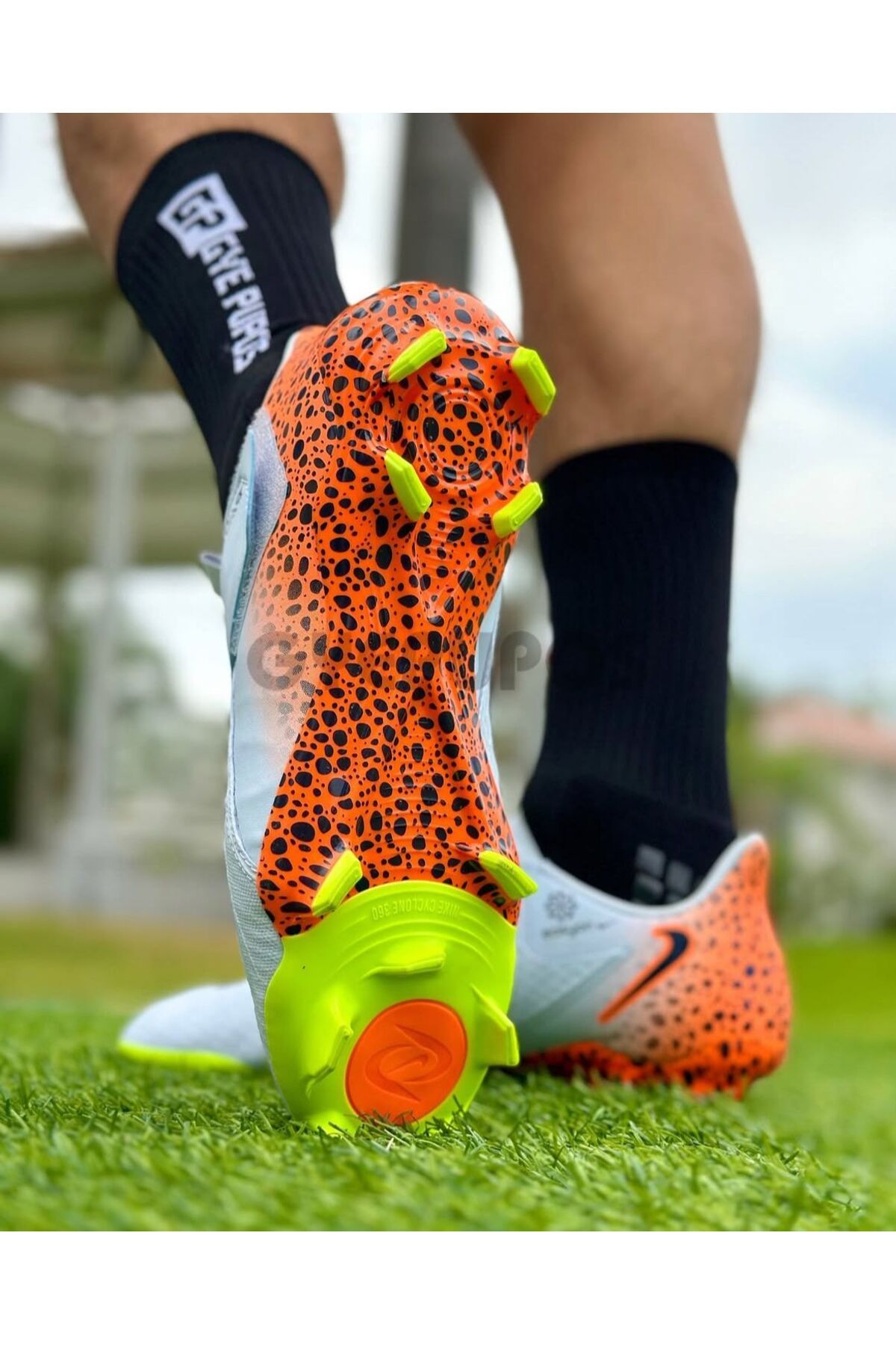 Nike-Phantom Gx Ii Semi Professional Football Boots Academy Df Fg/Mg (It Is Recommended to Buy Number 1 Large) 2