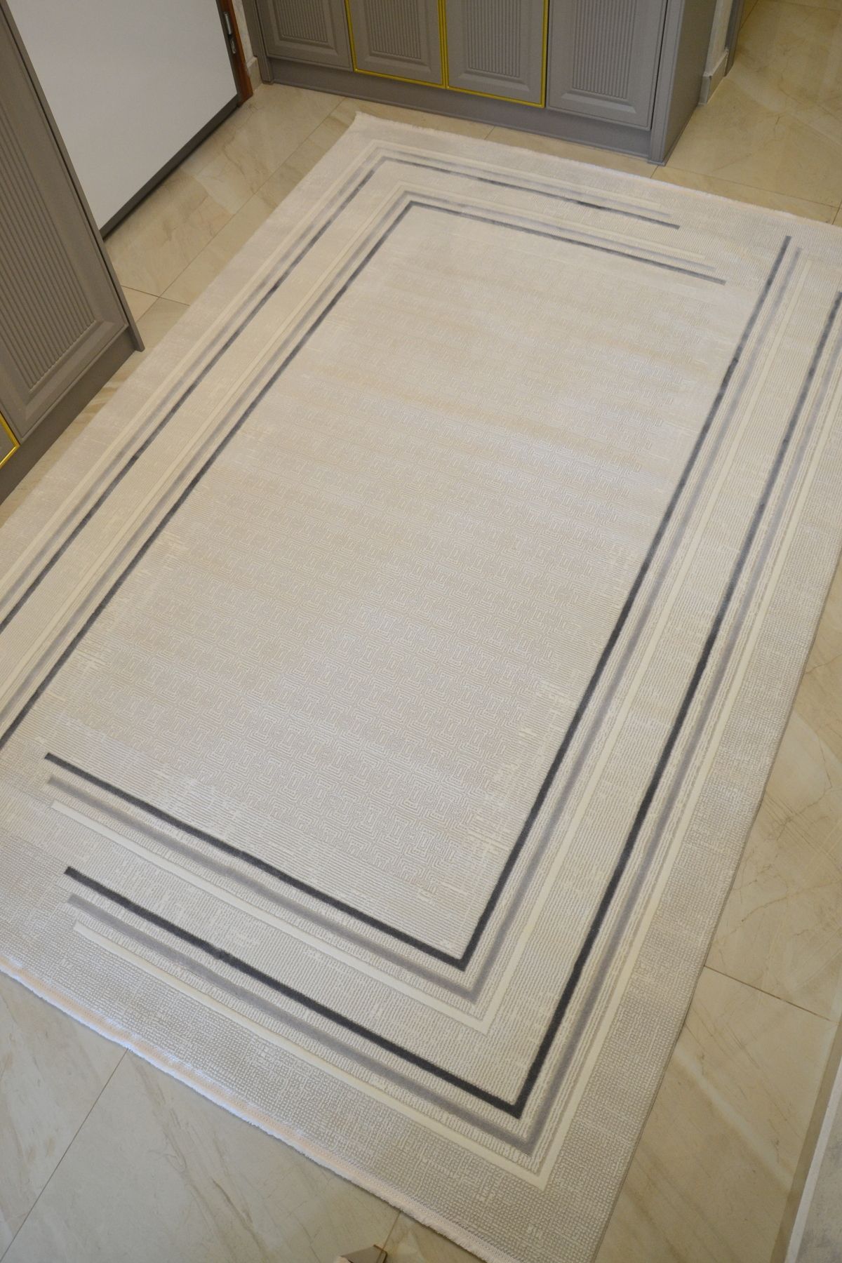 Home Geometrik Çizgili Kremrengi Yıkanabilir Polip Polyester Dekoratif Salon& Oturma Odası Halısı