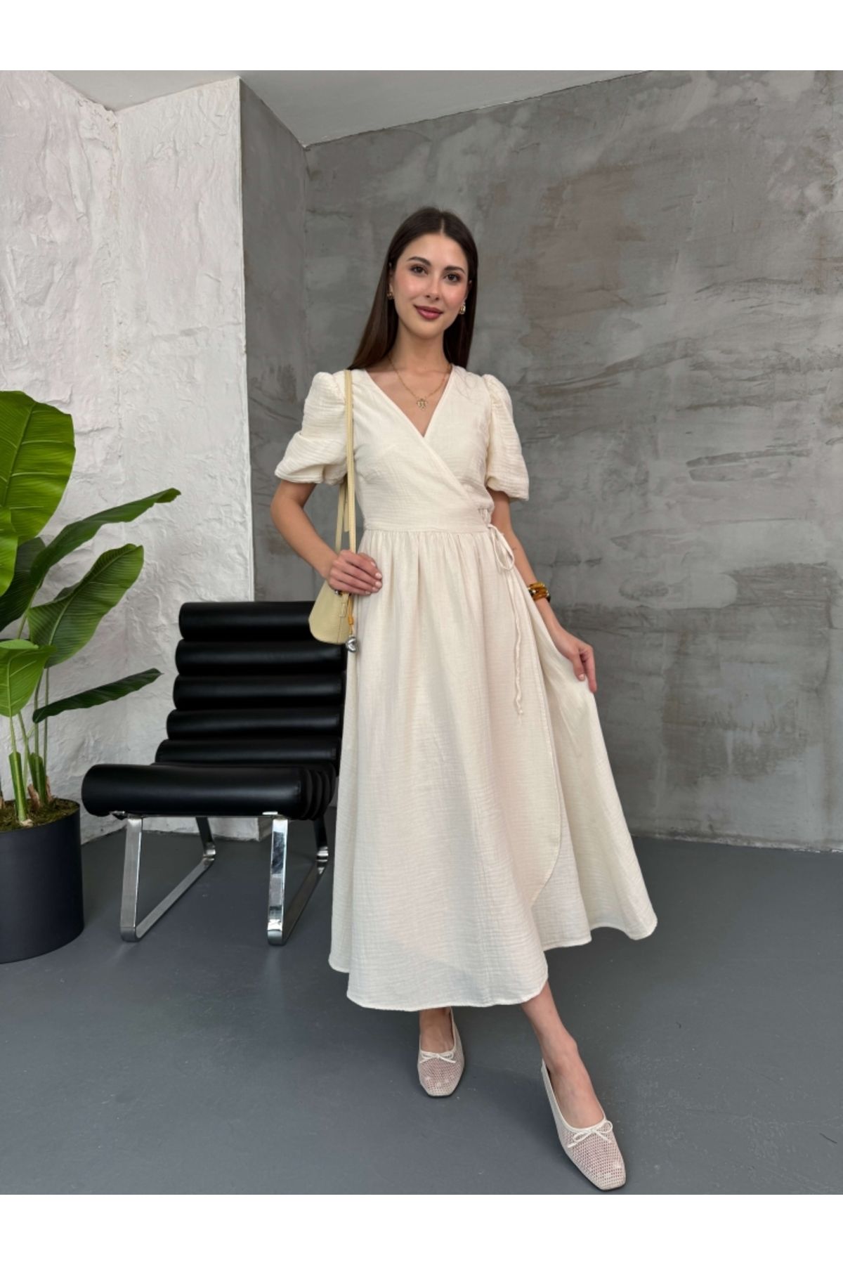 Elif Özbey Butik Taş Yan Bağlamalı Müslin Elbise